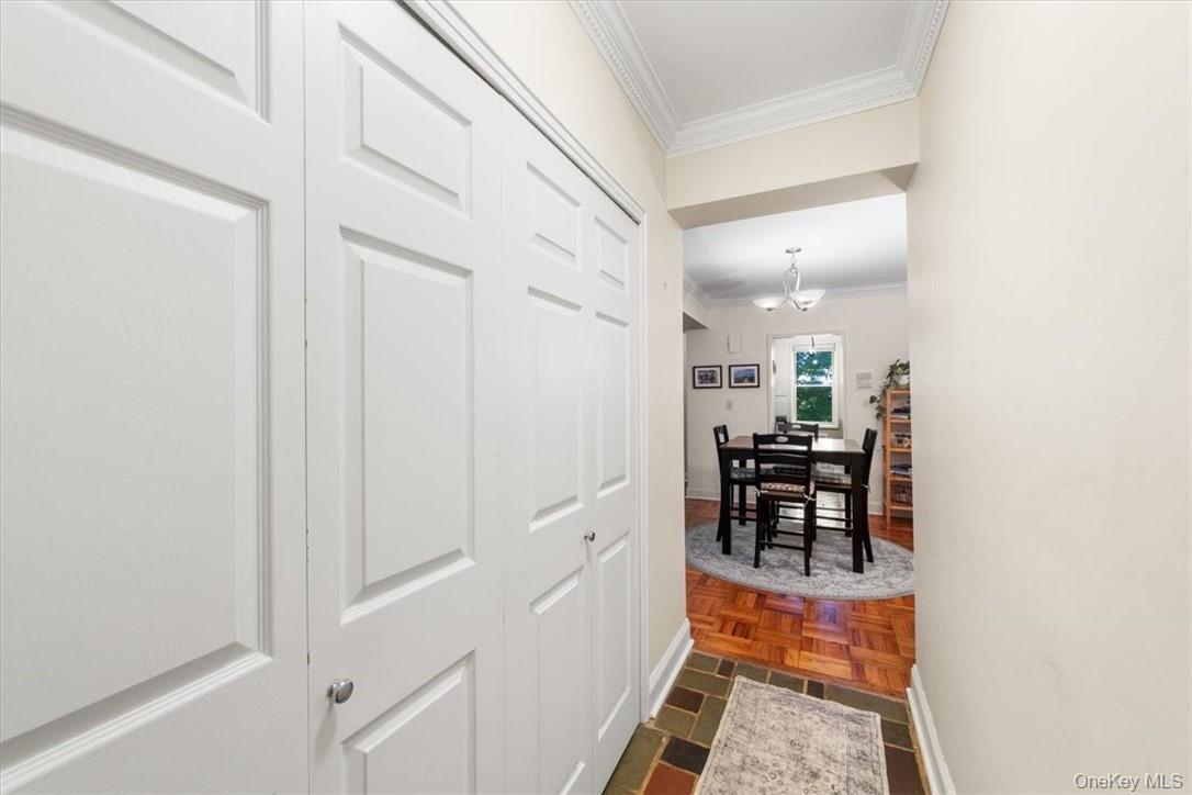 Coop King  Westchester County, NY 10573, MLS-895129-5