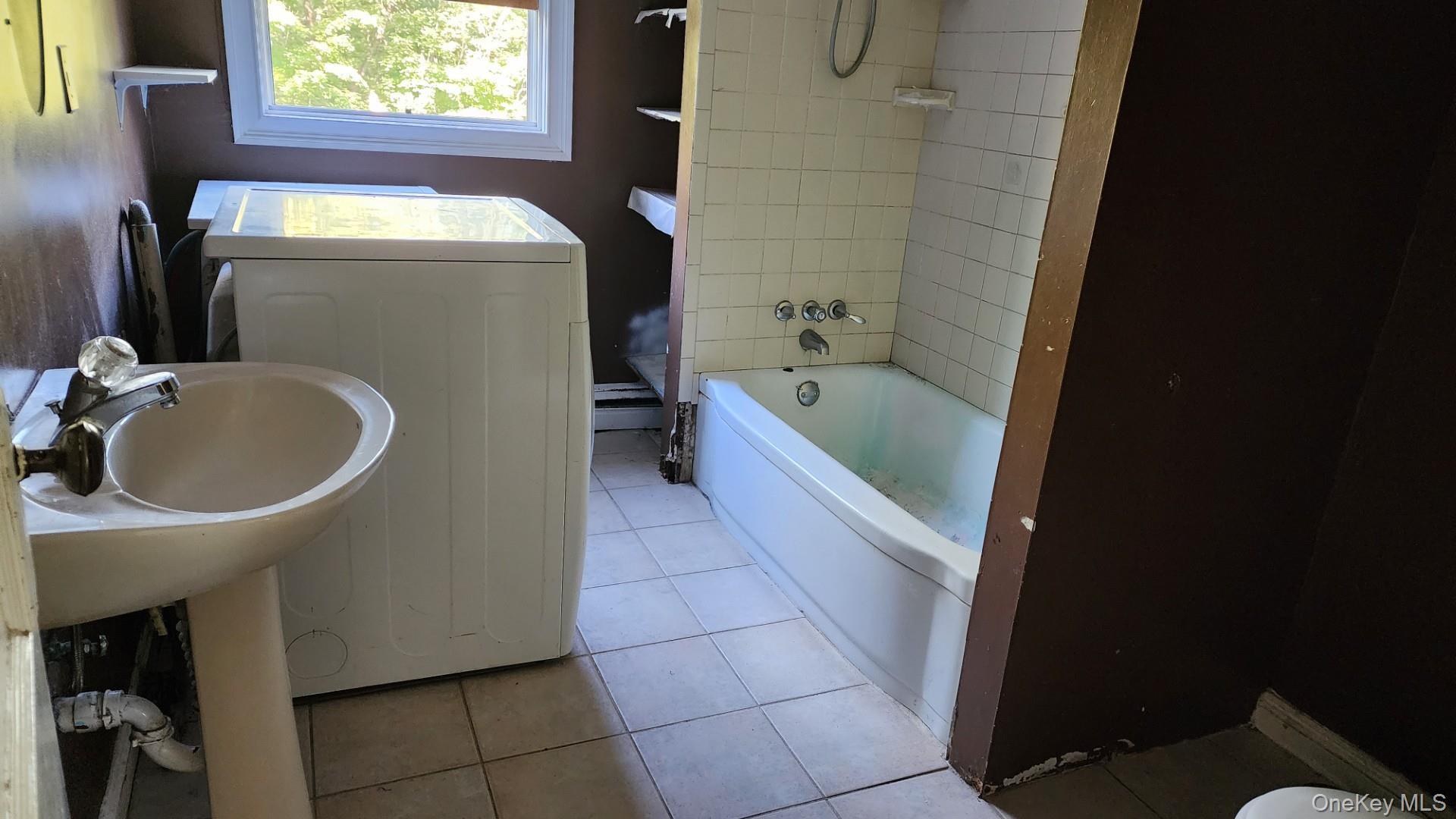 Single Family Clapp Hill Dutchess County, NY 12540, MLS-895137-11