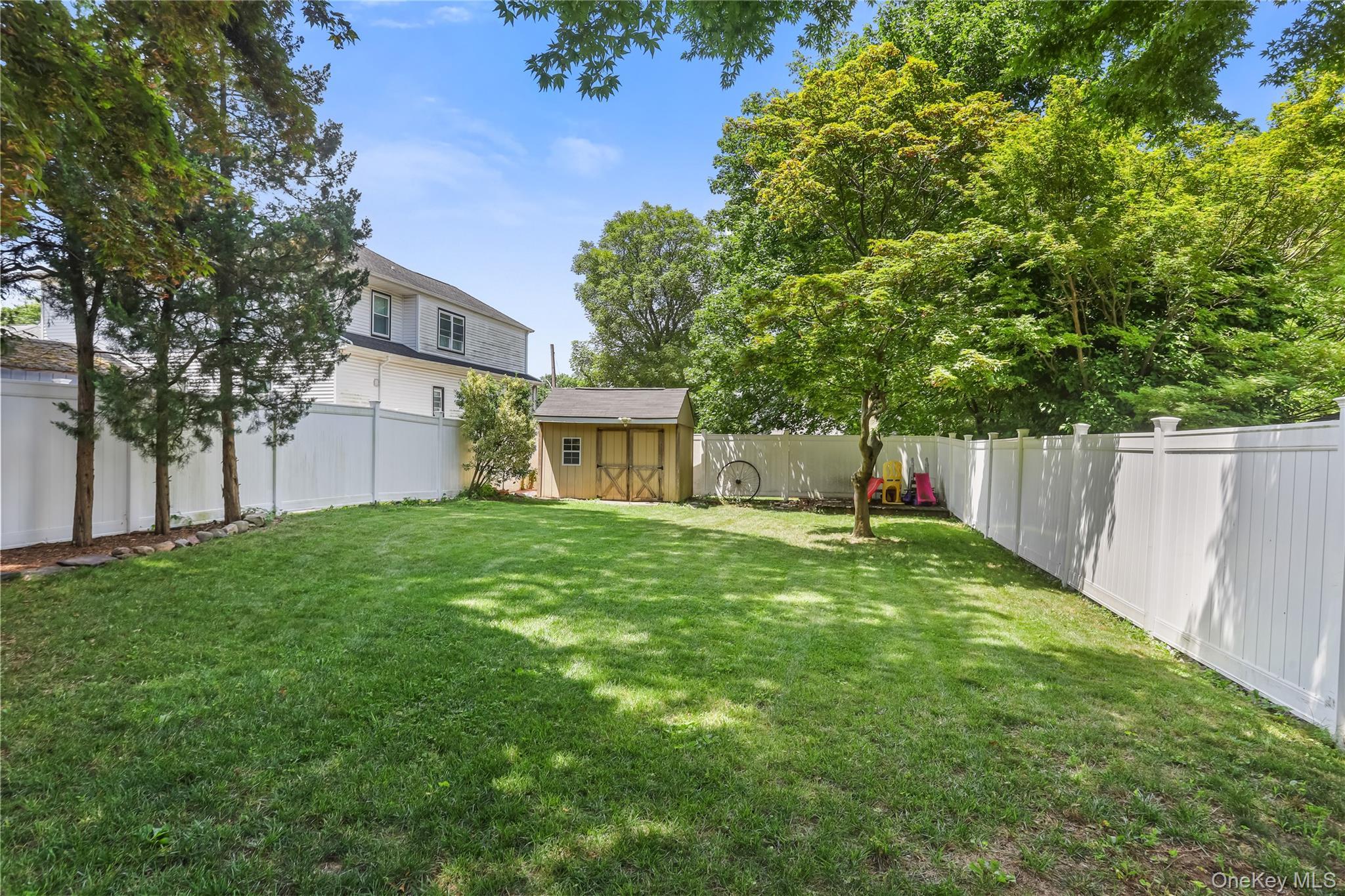 Single Family Bellevue Westchester County, NY 10703, MLS-895167-10