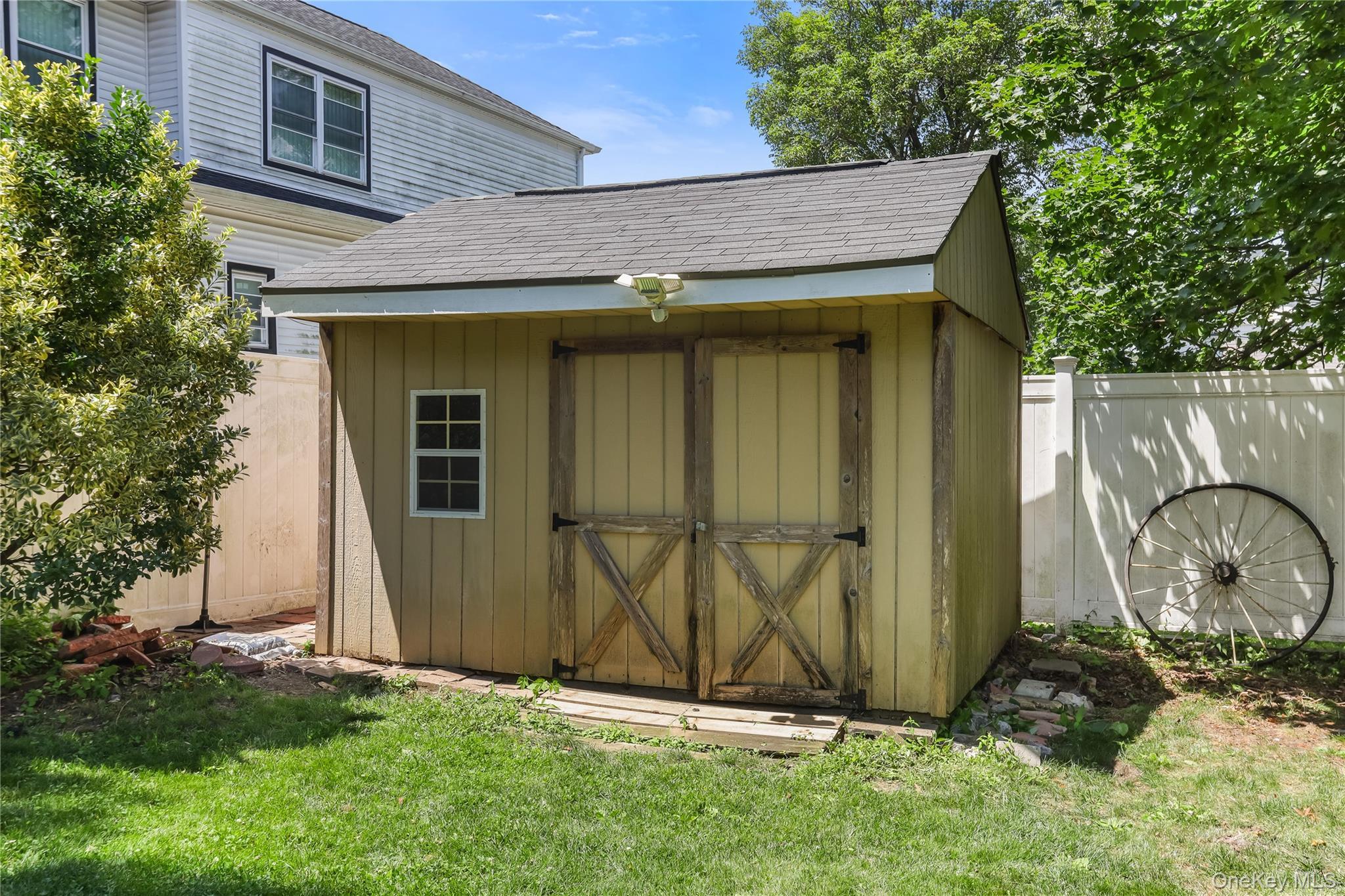 Single Family Bellevue Westchester County, NY 10703, MLS-895167-11