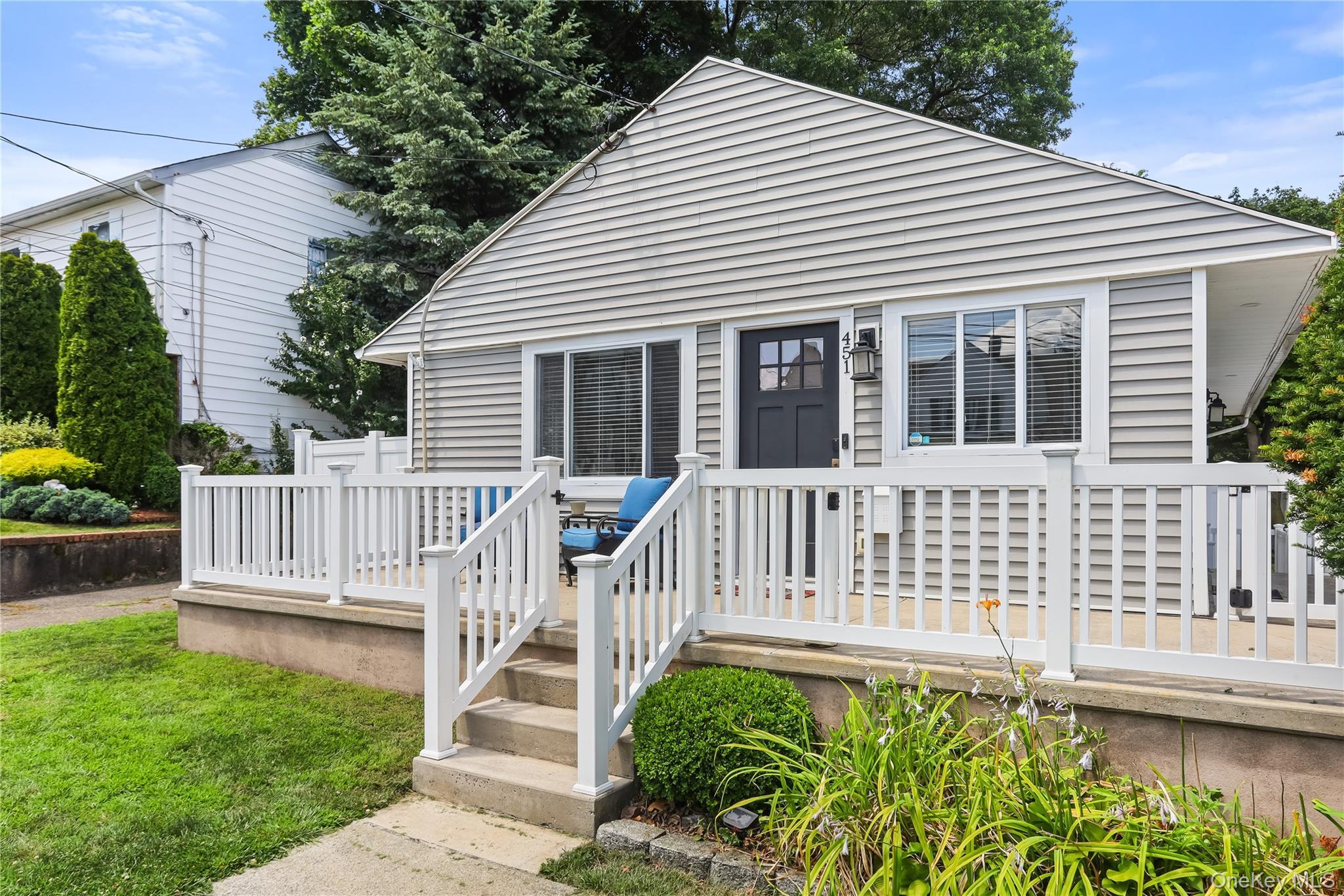 Single Family Bellevue Westchester County, NY 10703, MLS-895167-2