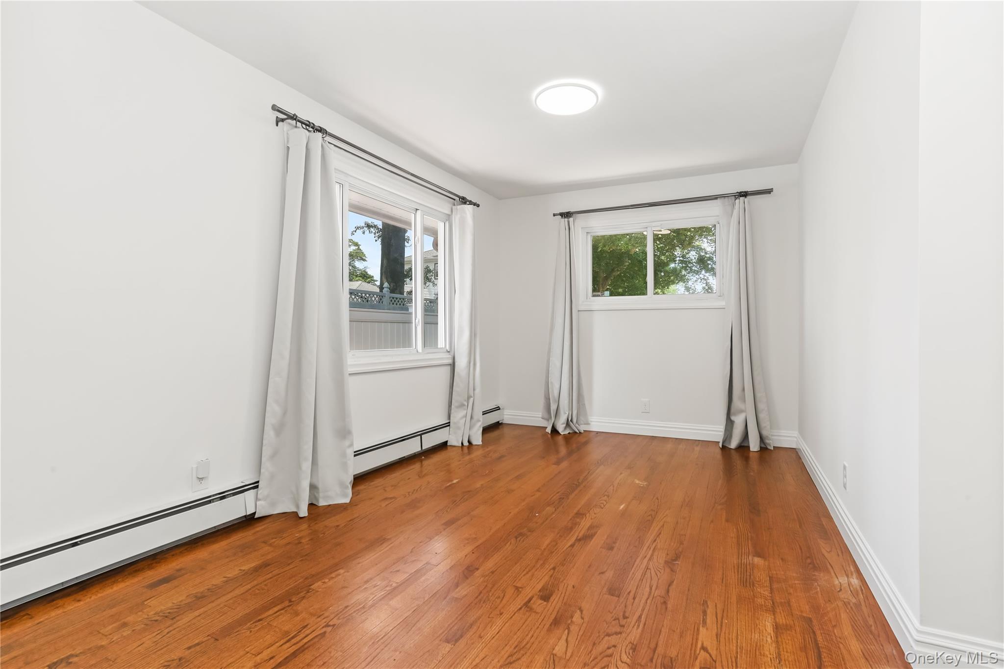 Single Family Bellevue Westchester County, NY 10703, MLS-895167-20