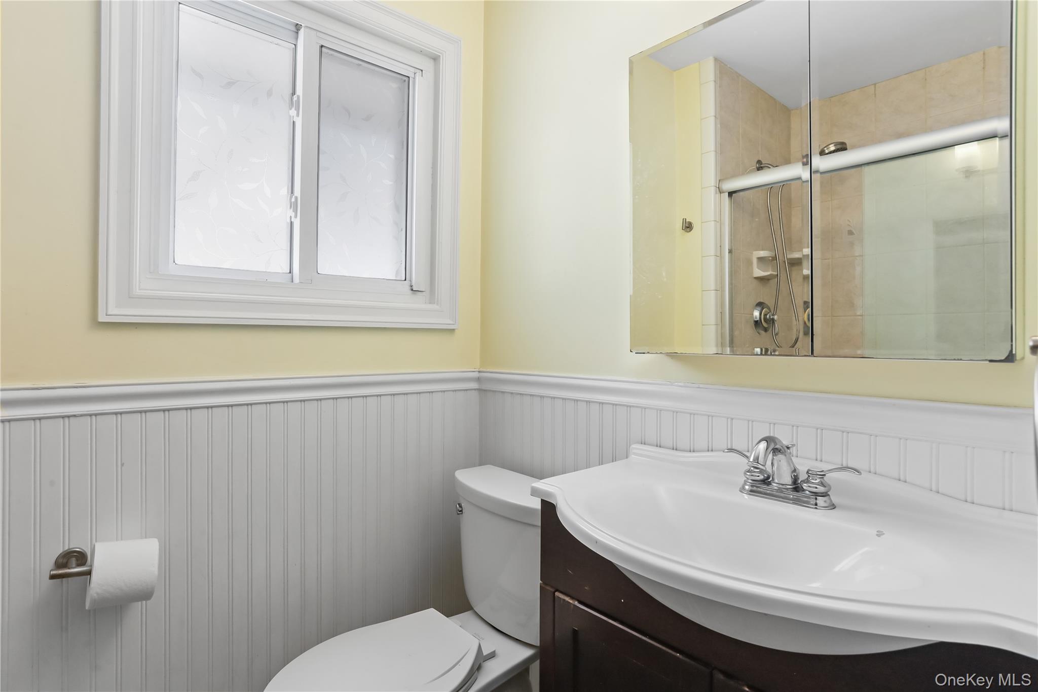 Single Family Bellevue Westchester County, NY 10703, MLS-895167-24