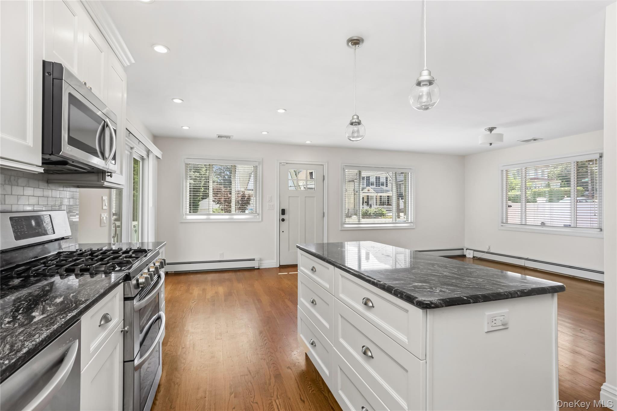 Single Family Bellevue Westchester County, NY 10703, MLS-895167-32