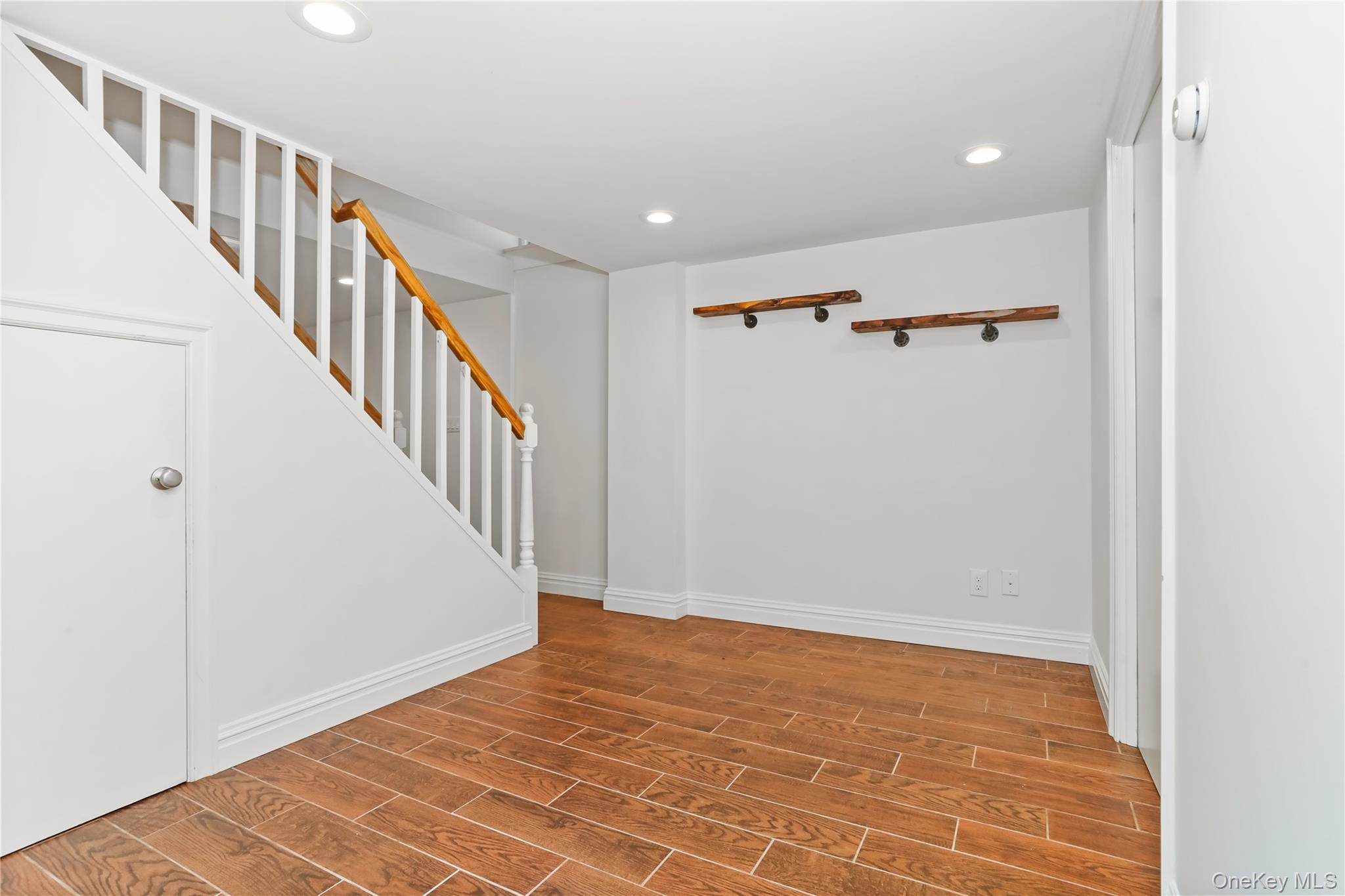 Single Family Bellevue Westchester County, NY 10703, MLS-895167-34