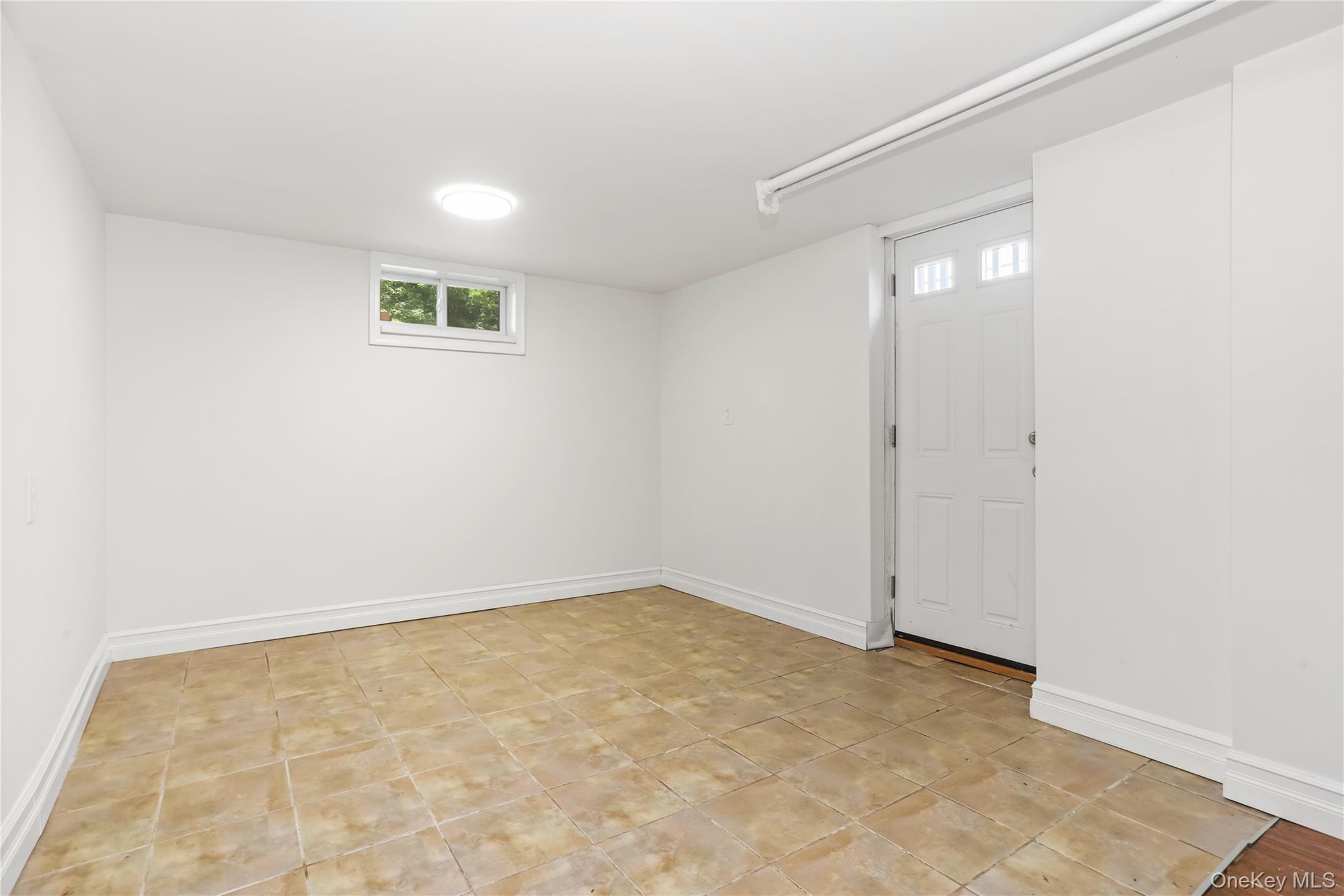 Single Family Bellevue Westchester County, NY 10703, MLS-895167-35