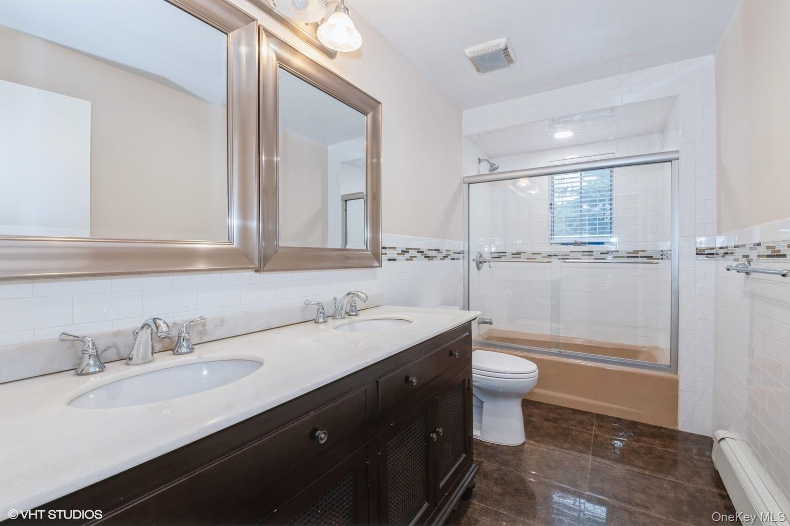 Single Family Barberry Nassau County, NY 11598, MLS-895190-19