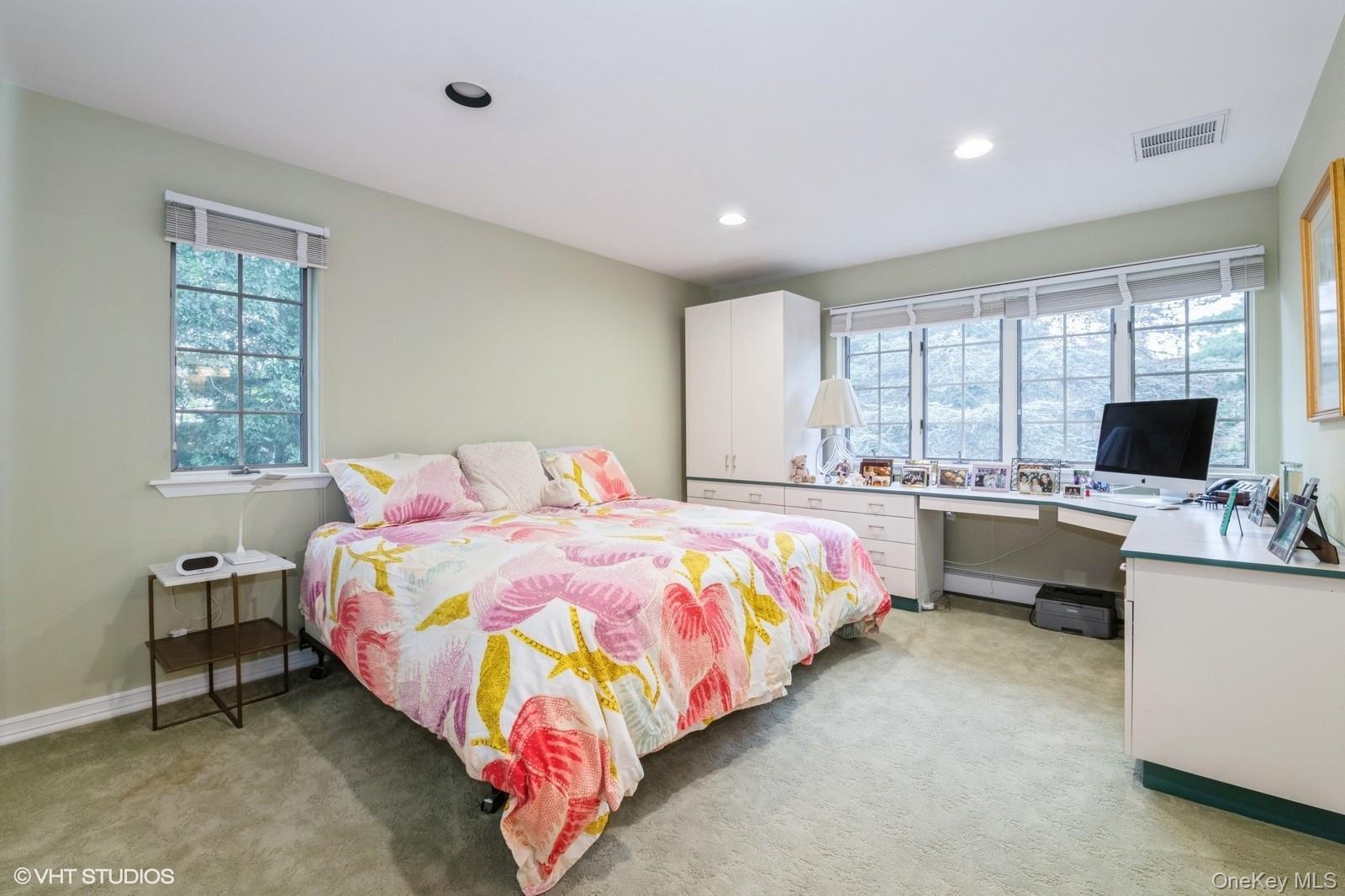 Single Family Barberry Nassau County, NY 11598, MLS-895190-20