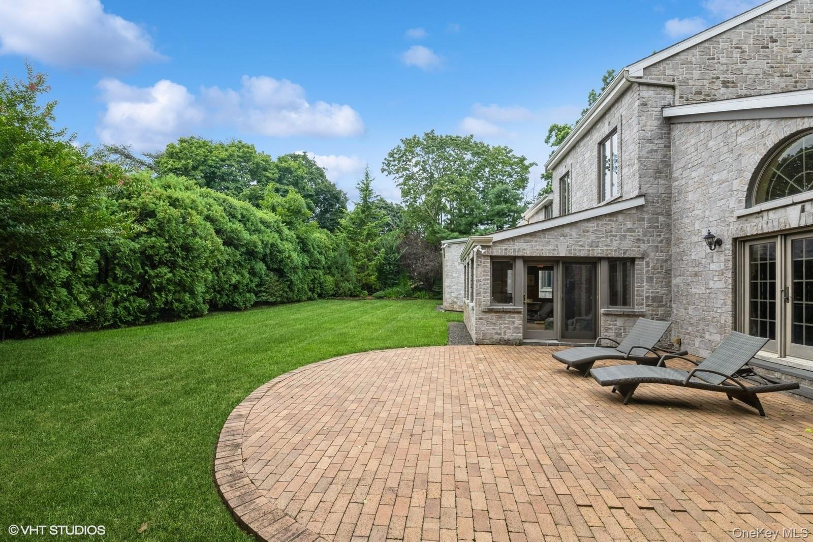 Single Family Barberry  Nassau County, NY 11598, MLS-895190-29