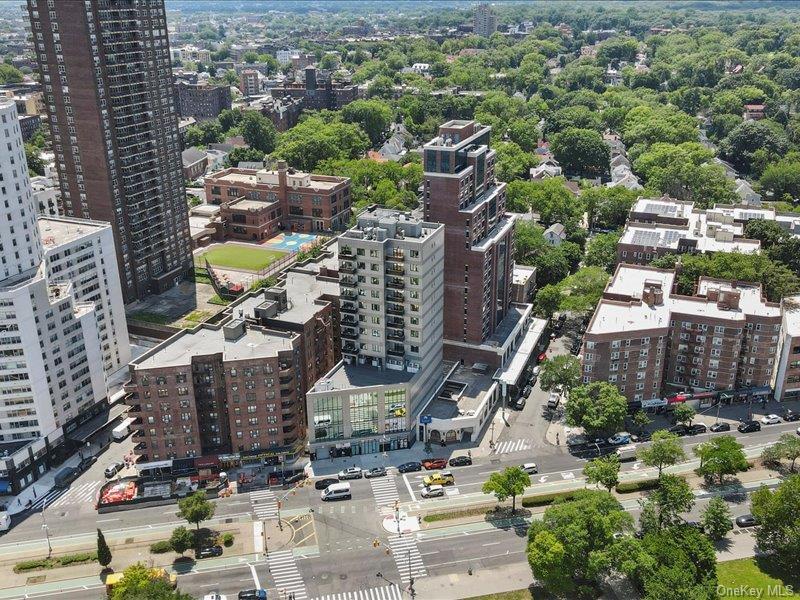 Condo Queens Blvd. Queens, NY 11415, MLS-895203-2