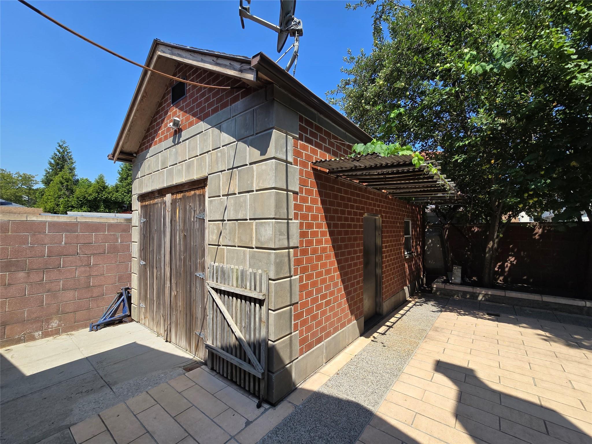 Single Family 46th Rd Queens, NY 11361, MLS-895220-21