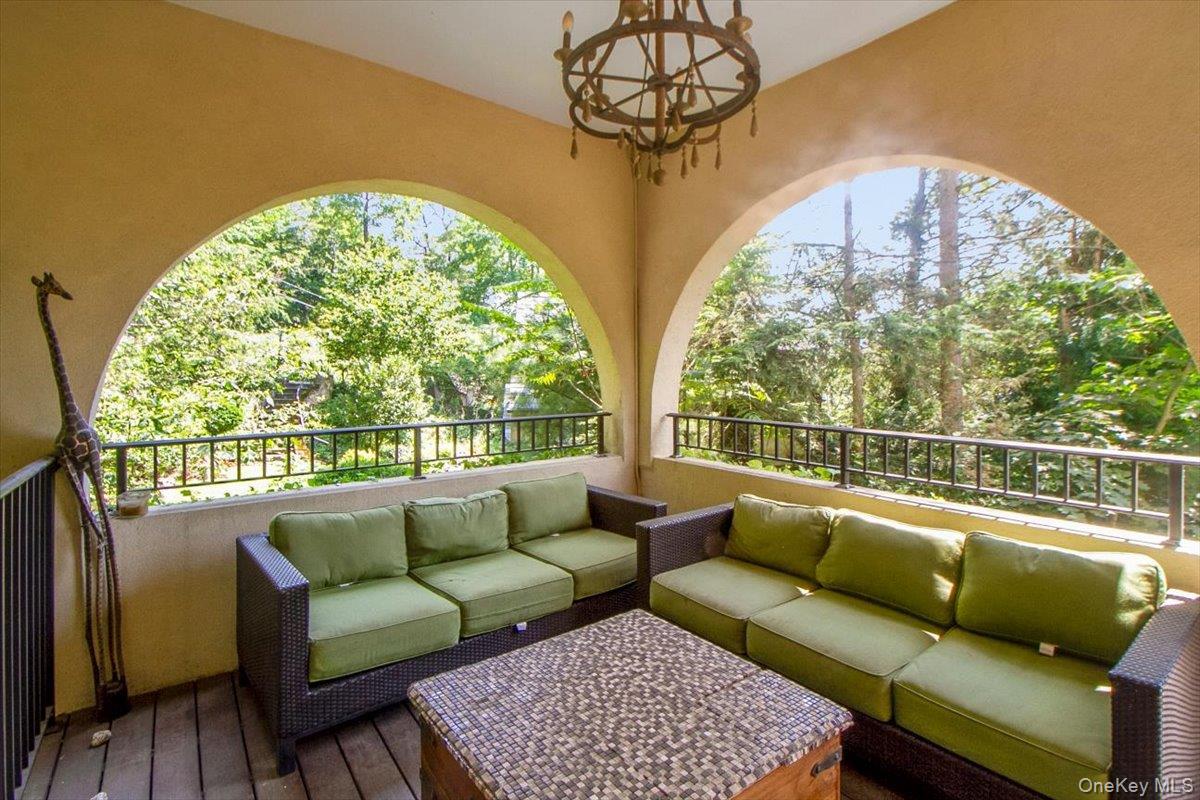 Single Family Edgemont Westchester County, NY 10583, MLS-895230-29