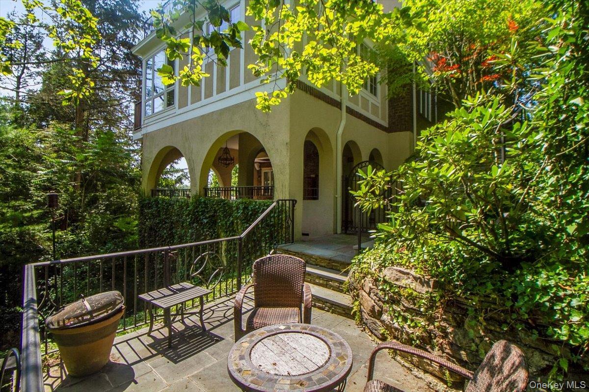 Single Family Edgemont Westchester County, NY 10583, MLS-895230-32