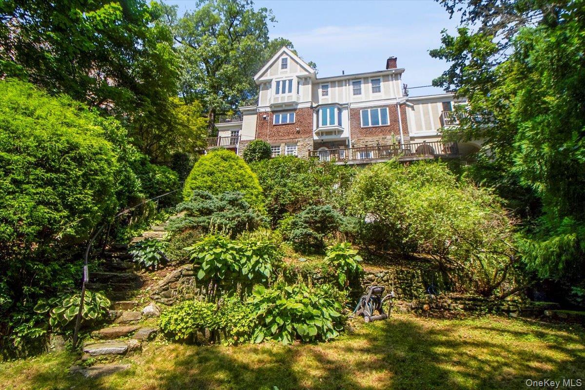 Single Family Edgemont Westchester County, NY 10583, MLS-895230-34