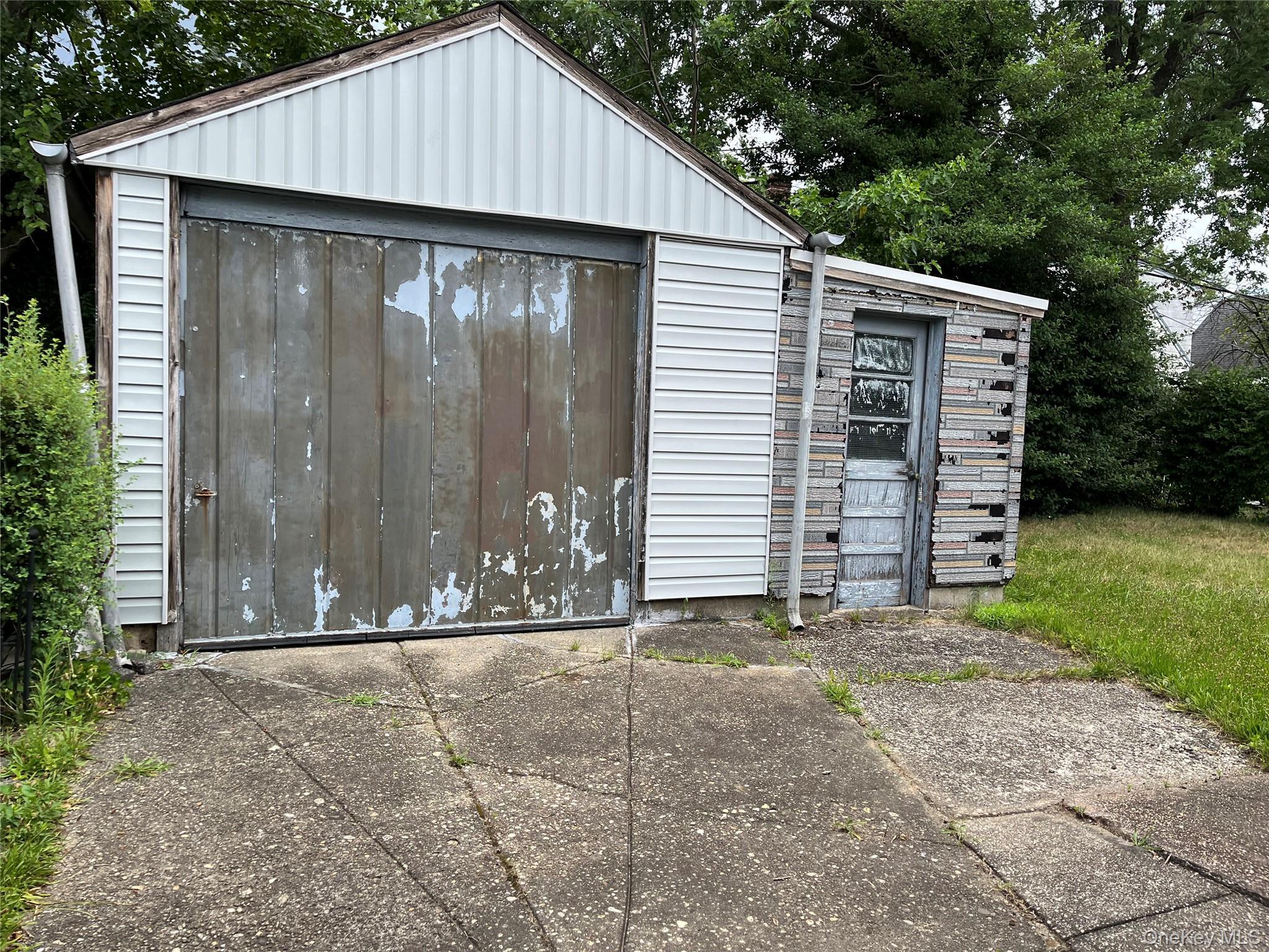 Single Family 264  Queens, NY 11004, MLS-895242-3