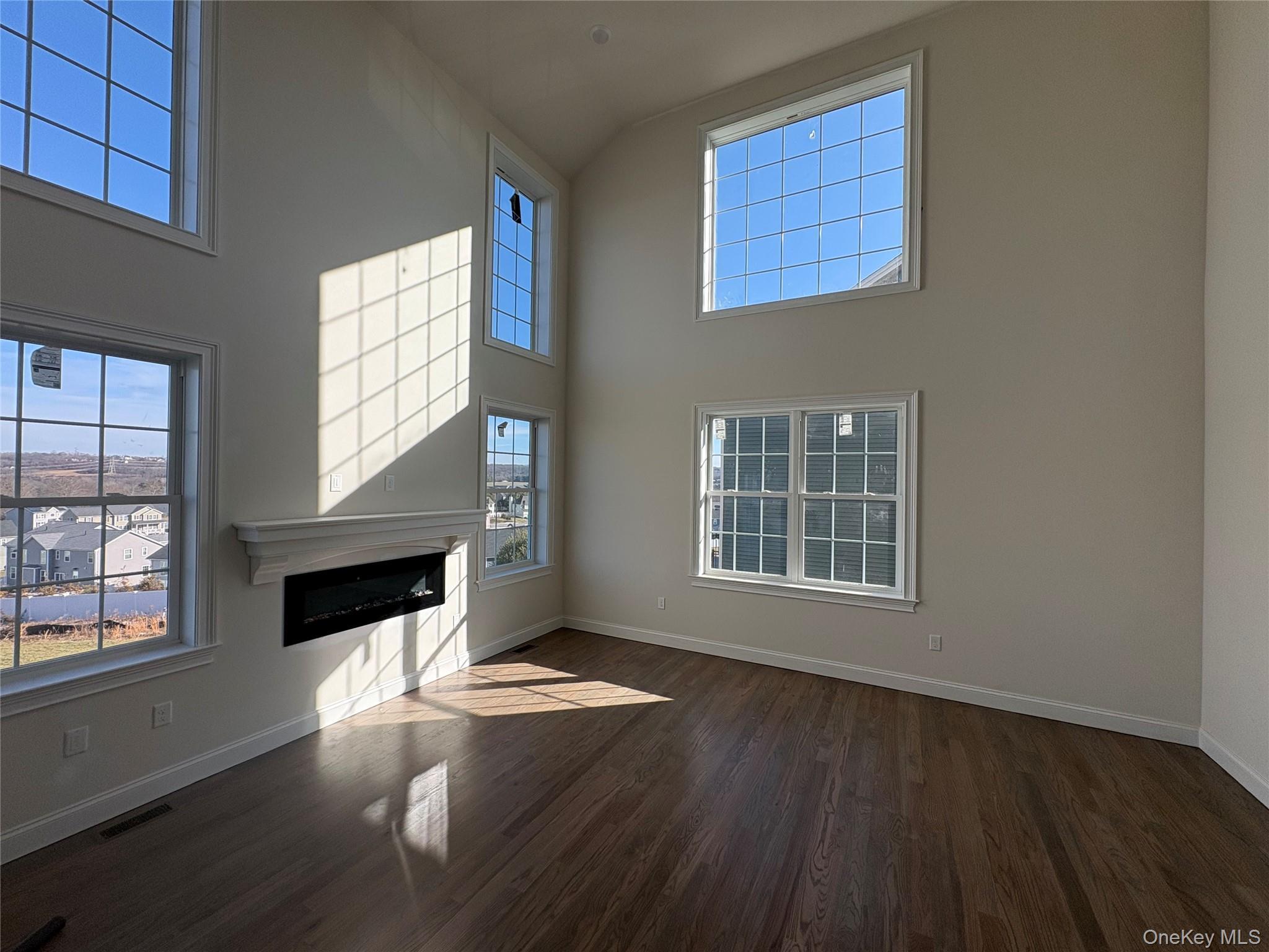 Single Family Dartmouth Drive Dutchess County, NY 12603, MLS-895275-3