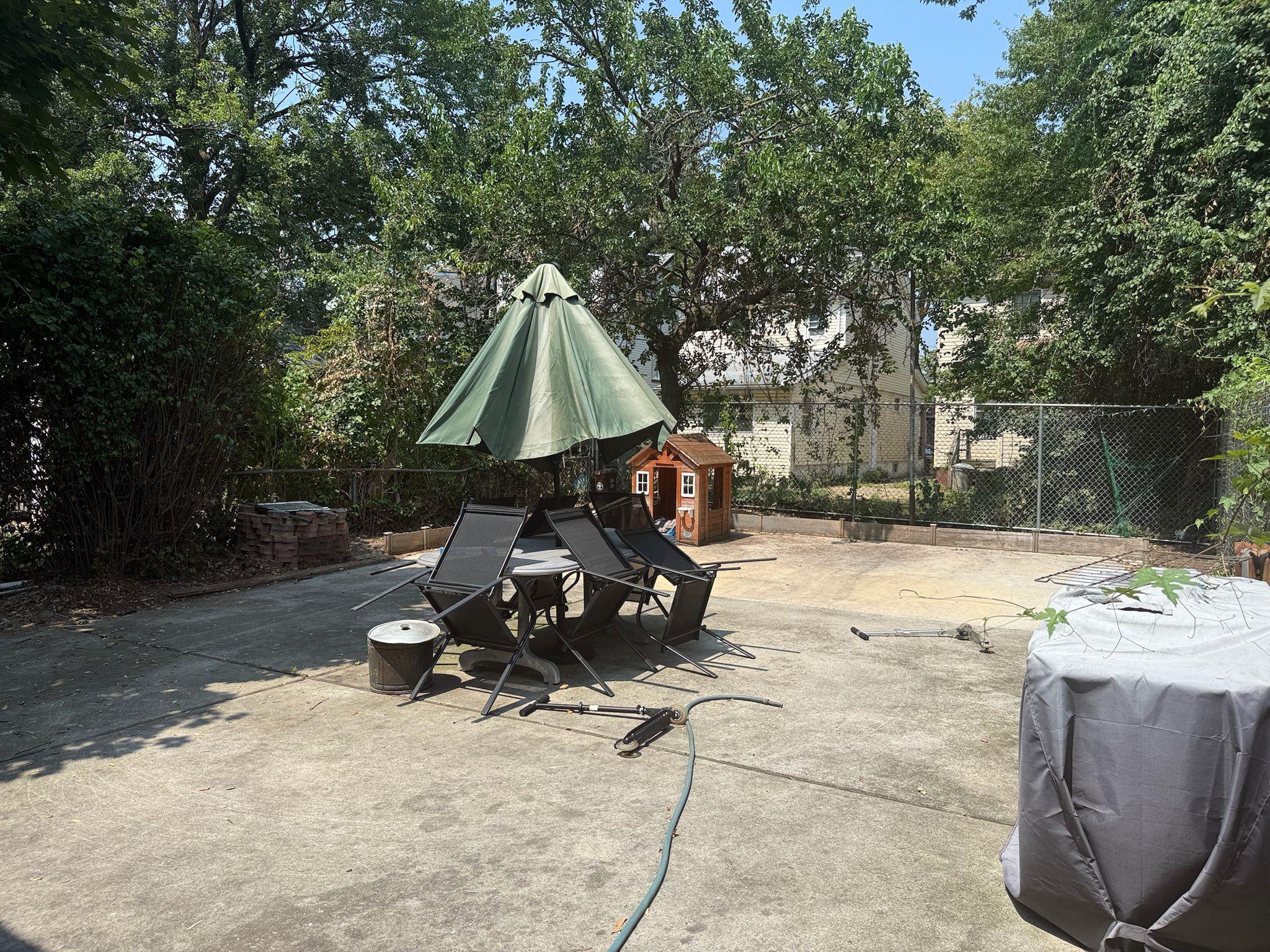 Single Family Newhall  Queens, NY 11422, MLS-895295-3