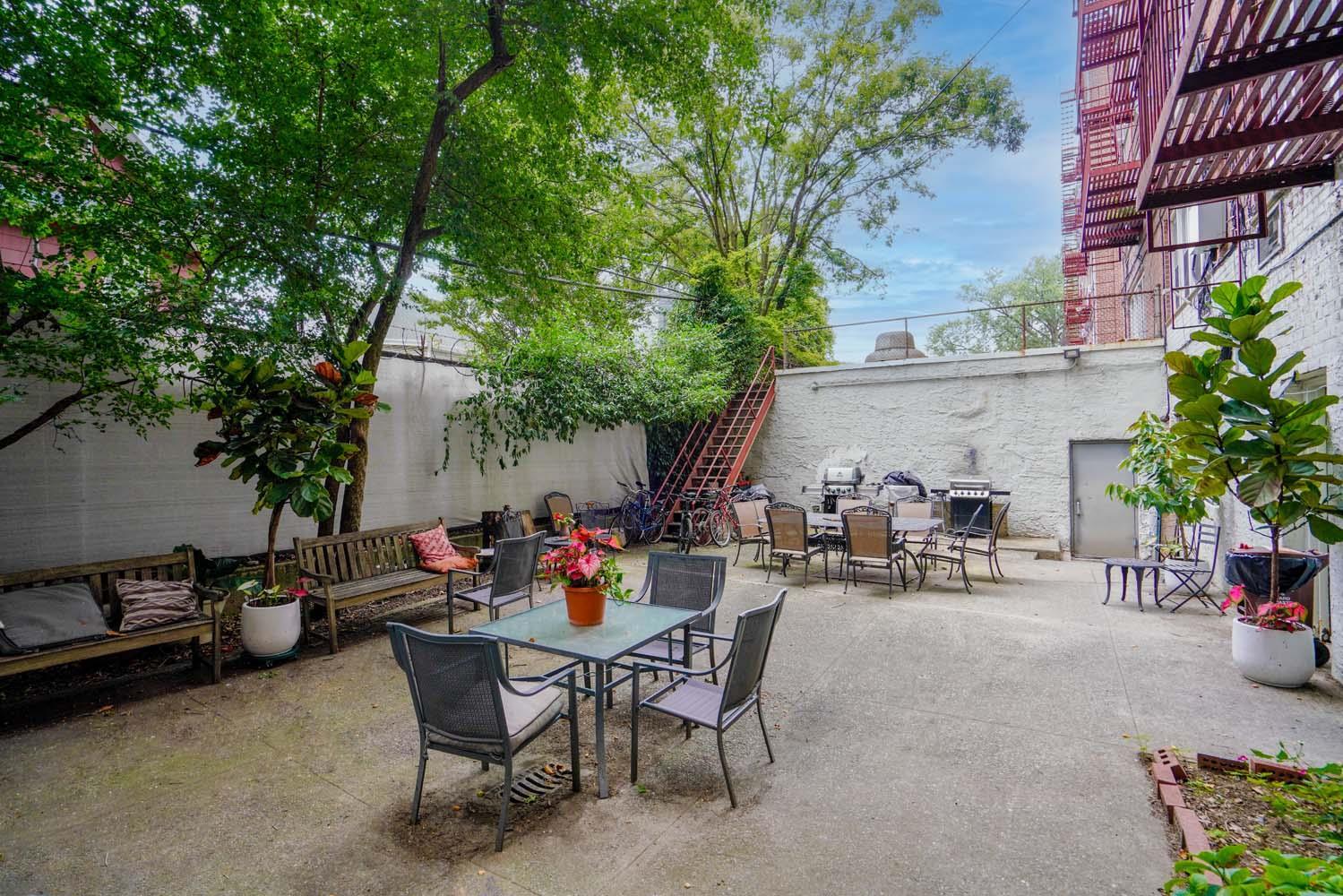 Apartment Hawthorne  Brooklyn, NY 11225, MLS-895302-12