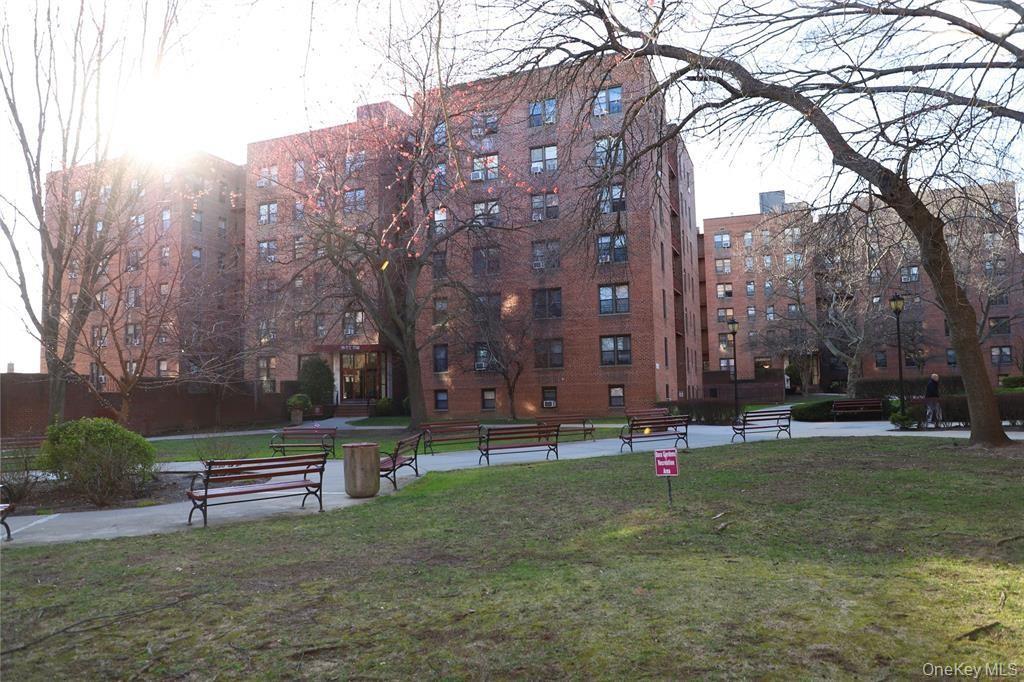 Coop 72nd  Queens, NY 11367, MLS-895313-25