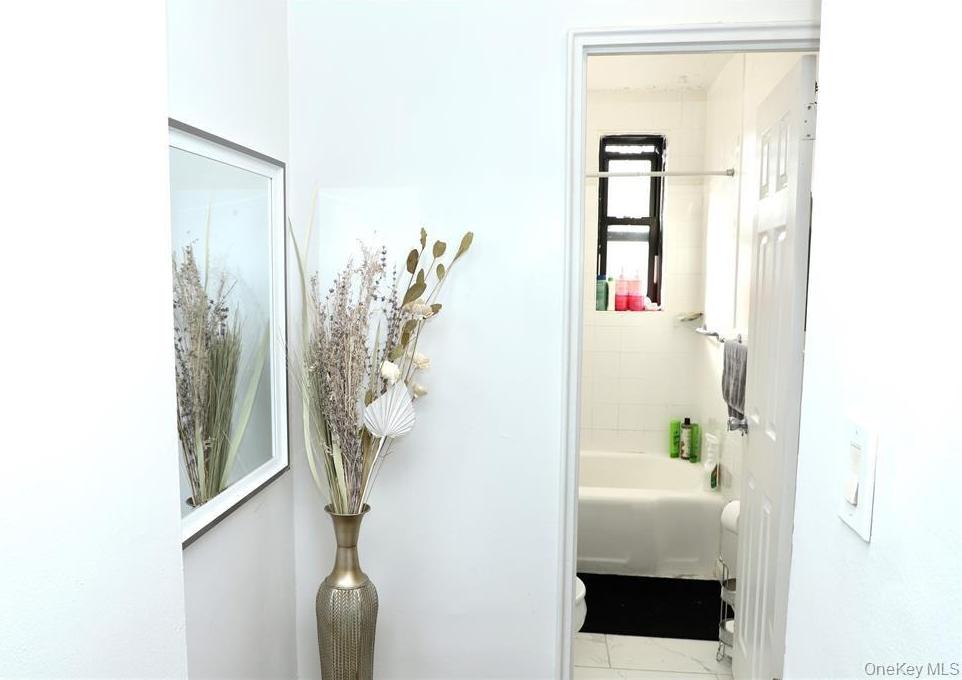 Coop 72nd  Queens, NY 11367, MLS-895313-4