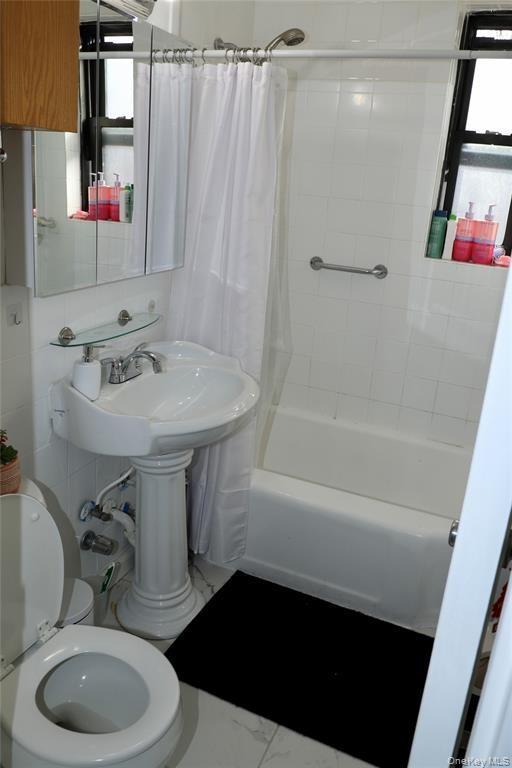 Coop 72nd  Queens, NY 11367, MLS-895313-5