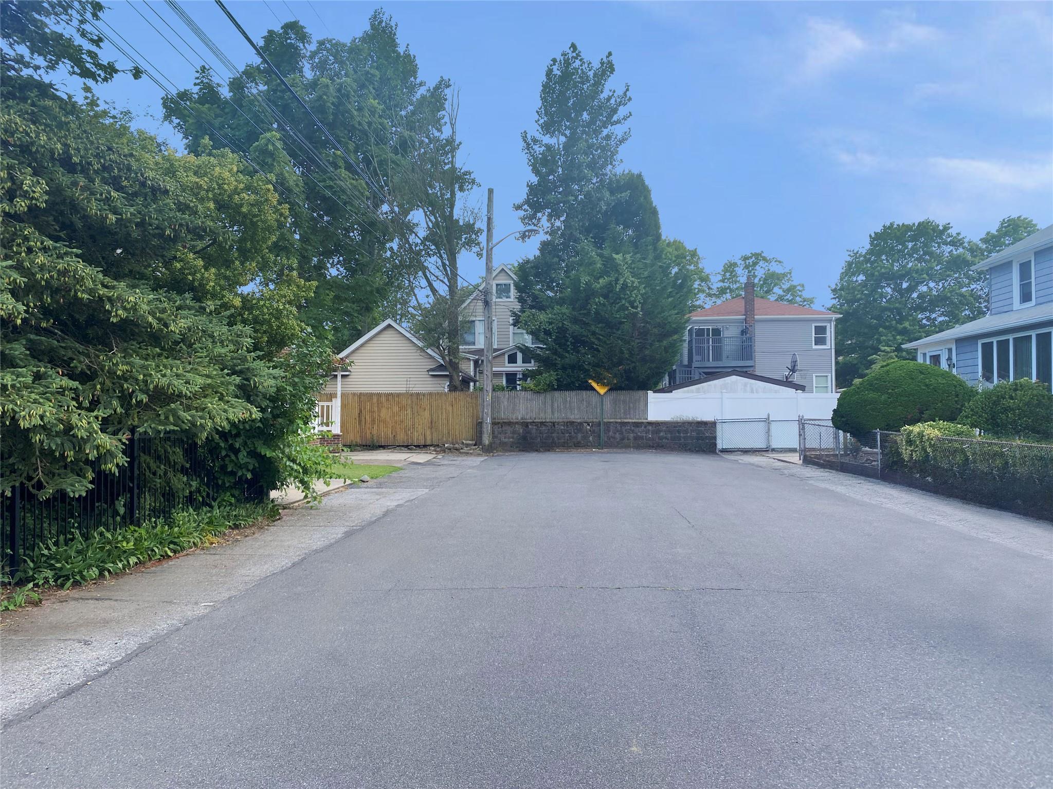 Single Family Lewis  Nassau County, NY 11563, MLS-895332-9