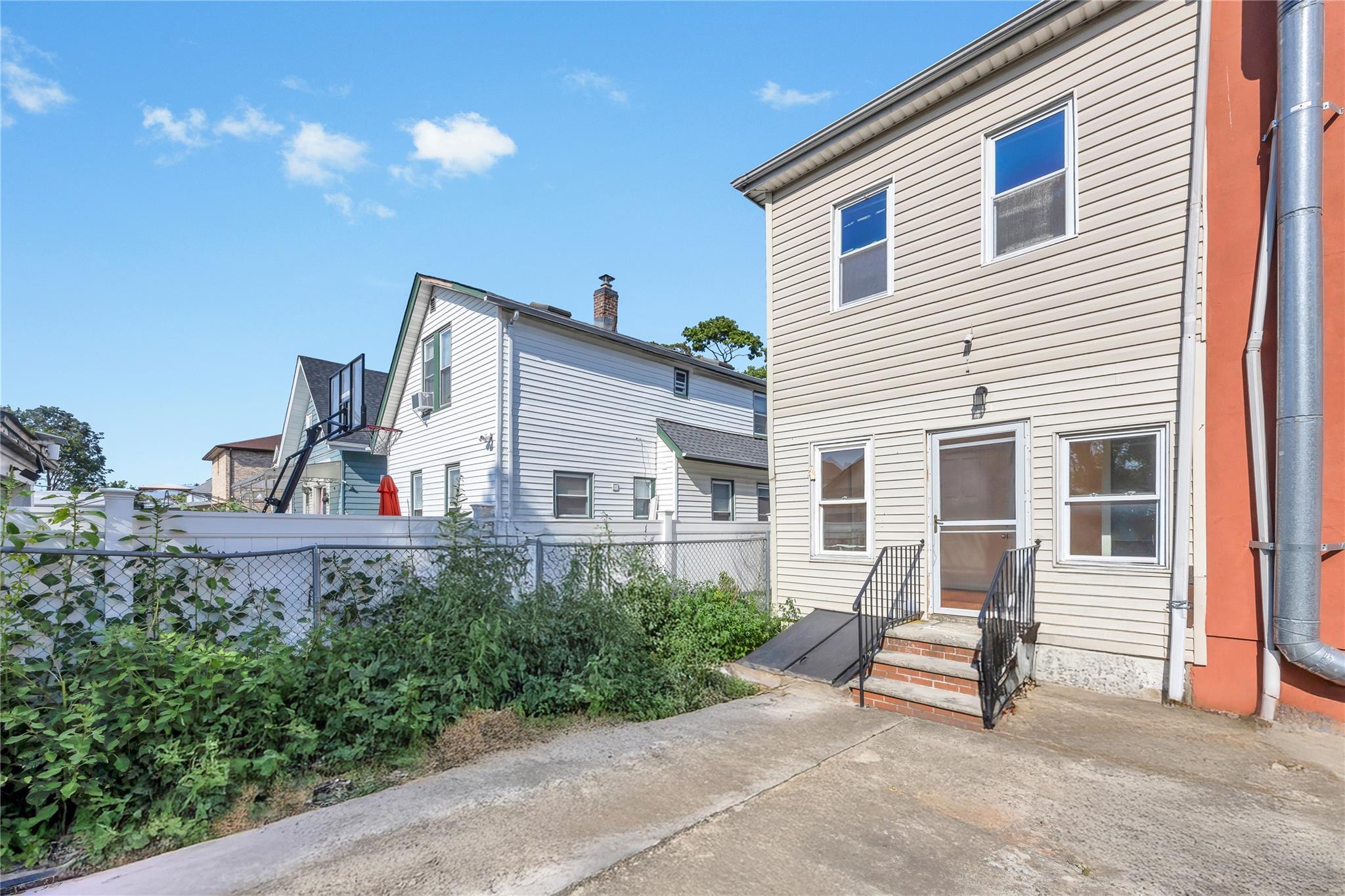 Single Family Street  Queens, NY 11420, MLS-895337-2