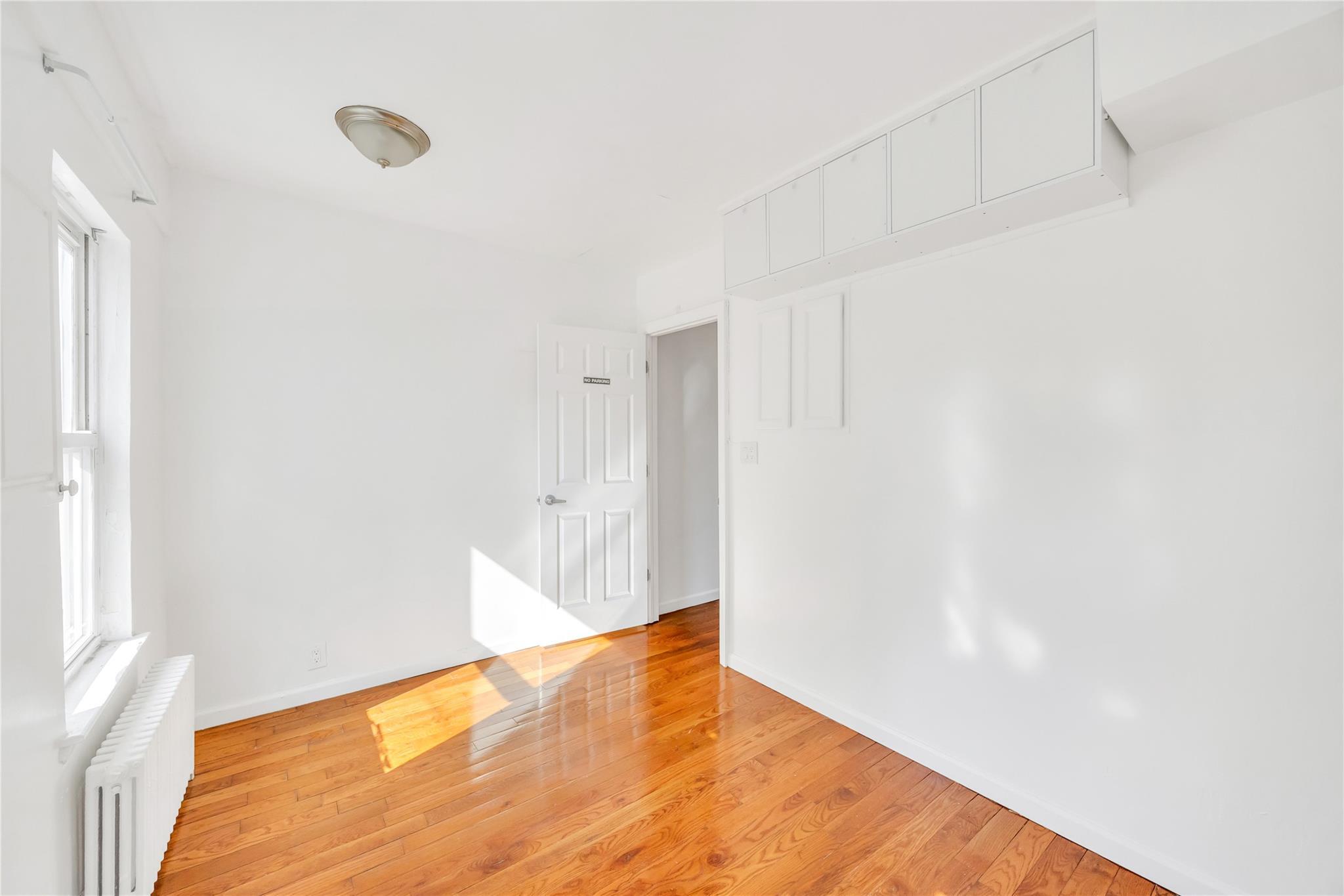Single Family Street  Queens, NY 11420, MLS-895337-7