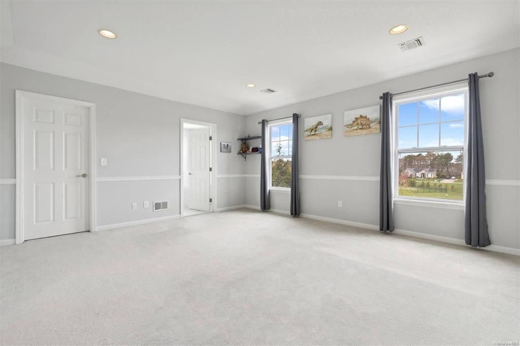 Condo Hamptons Court  Suffolk County, NY 11941, MLS-895348-15