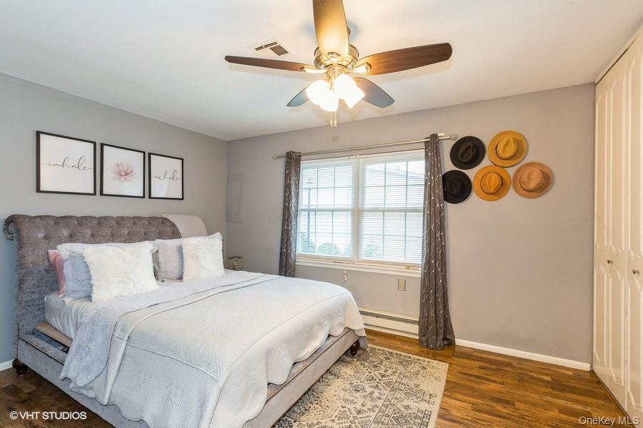 Single Family Ventry  Suffolk County, NY 11961, MLS-895352-3