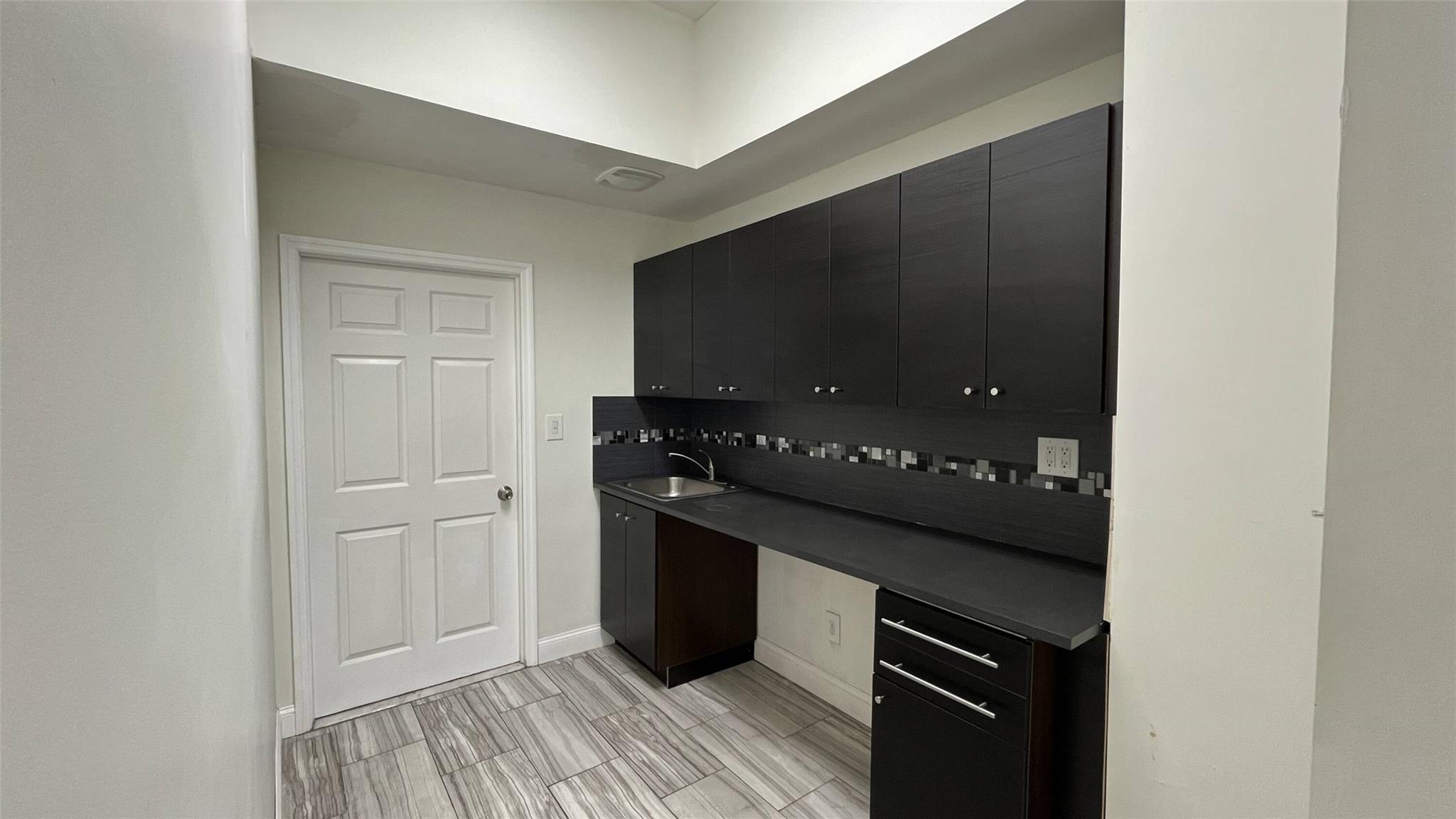 Commercial Lease Nostrand Brooklyn, NY 11216, MLS-895383-9