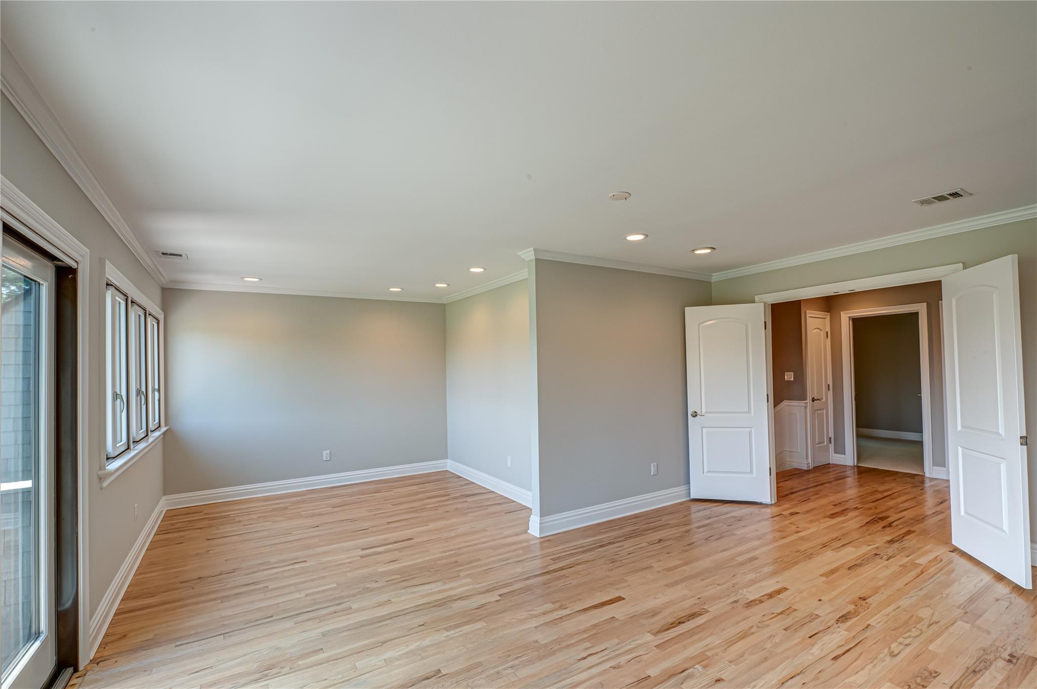 Condo Captains  Suffolk County, NY 11706, MLS-895391-22