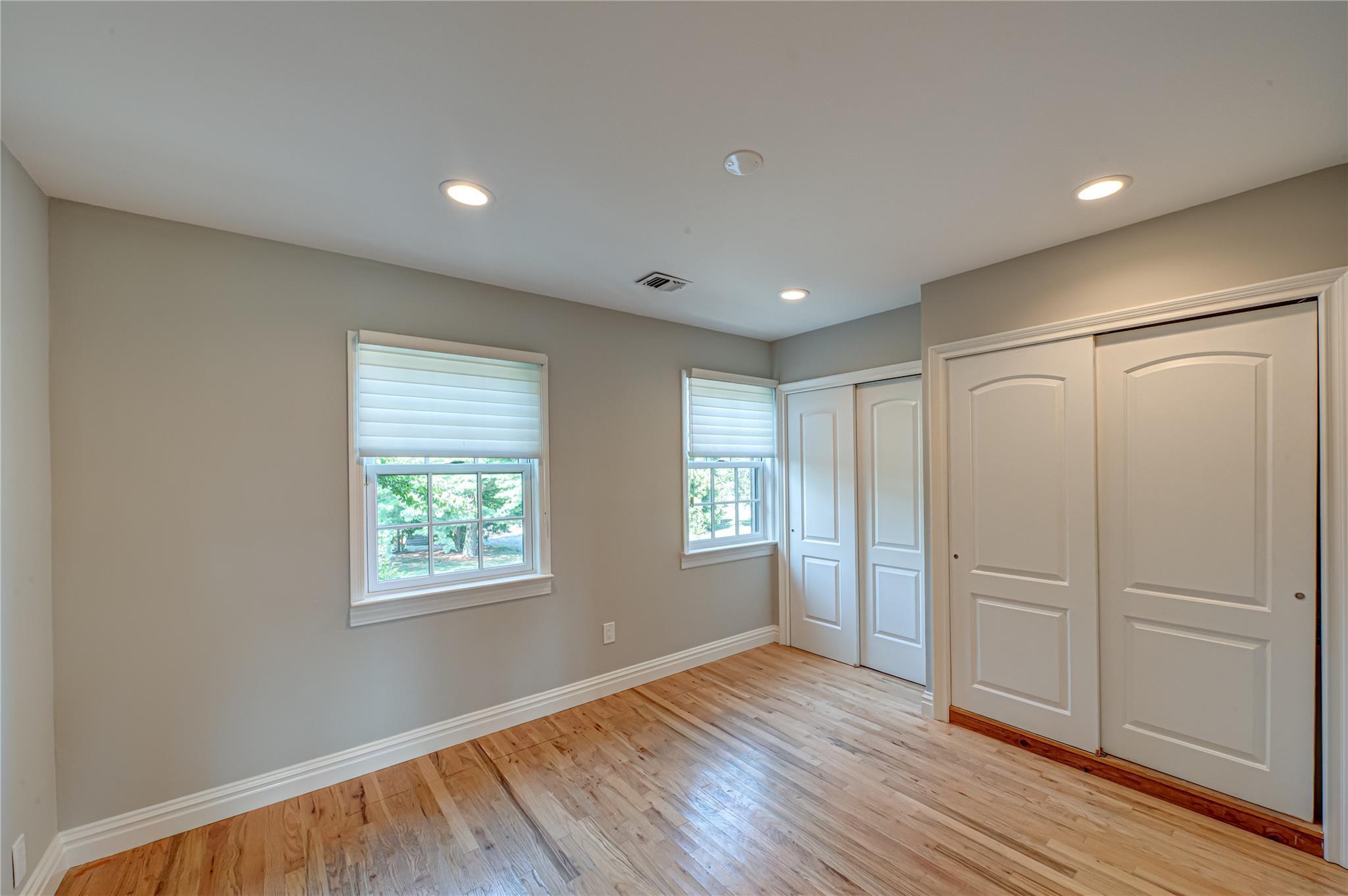 Condo Captains  Suffolk County, NY 11706, MLS-895391-27