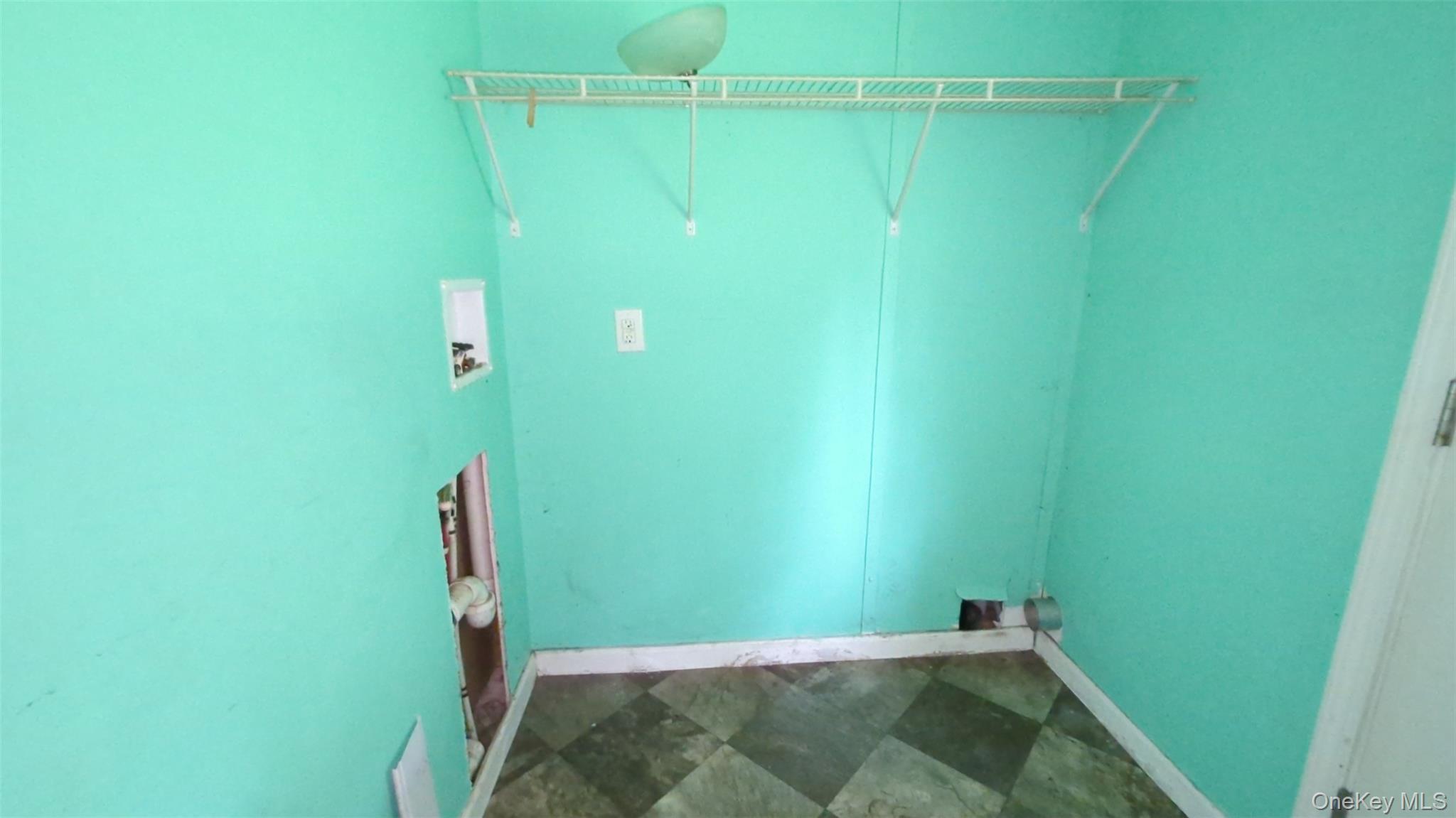 Single Family Fel Qui  Ulster County, NY 12498, MLS-895402-15