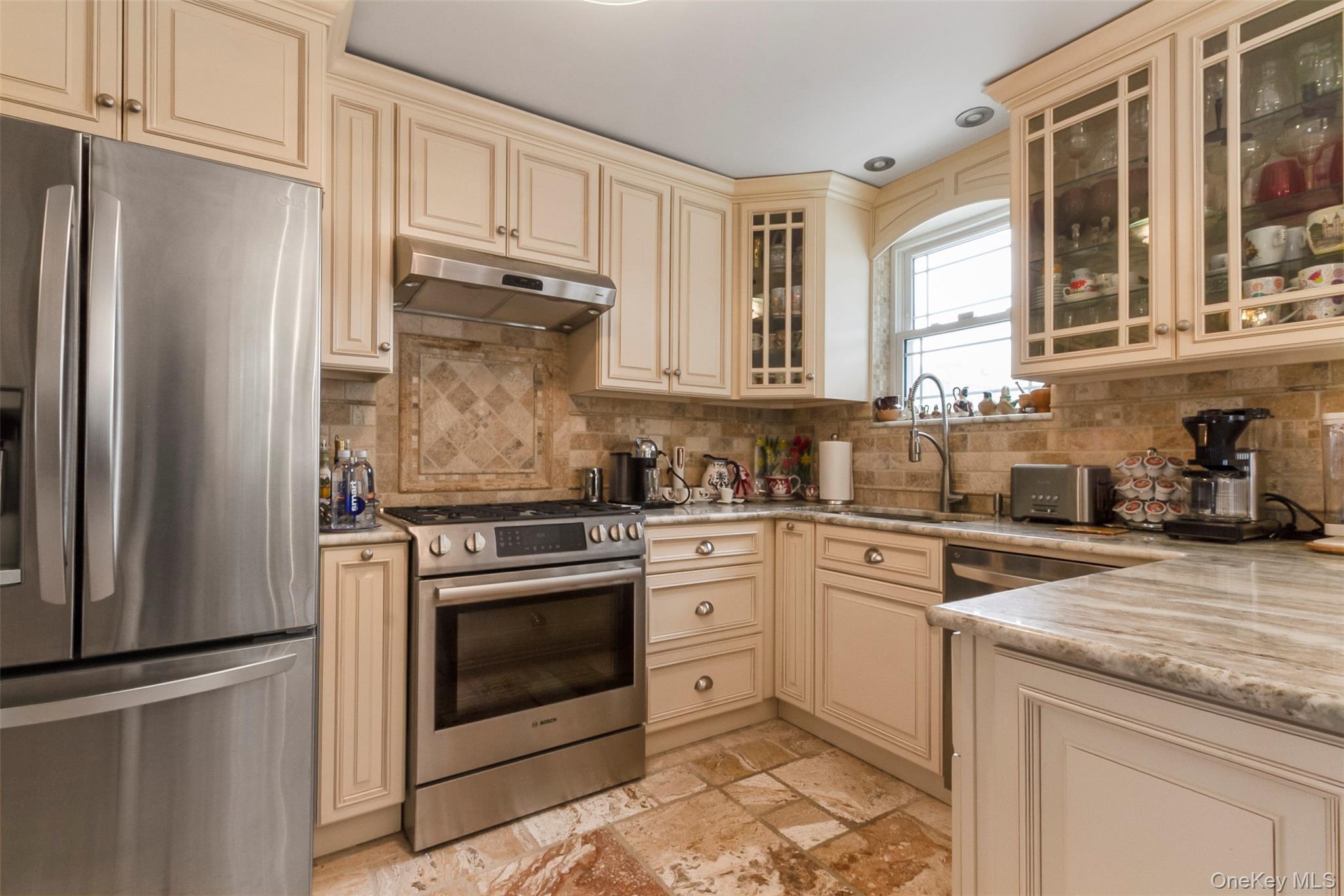 Single Family Revere  Bronx, NY 10465, MLS-895489-3
