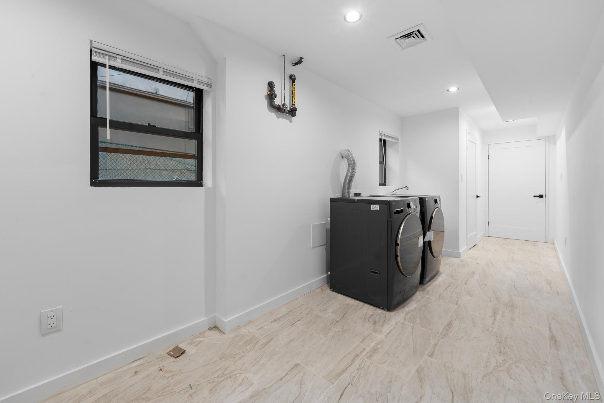 Single Family Spencer Queens, NY 11427, MLS-895561-15