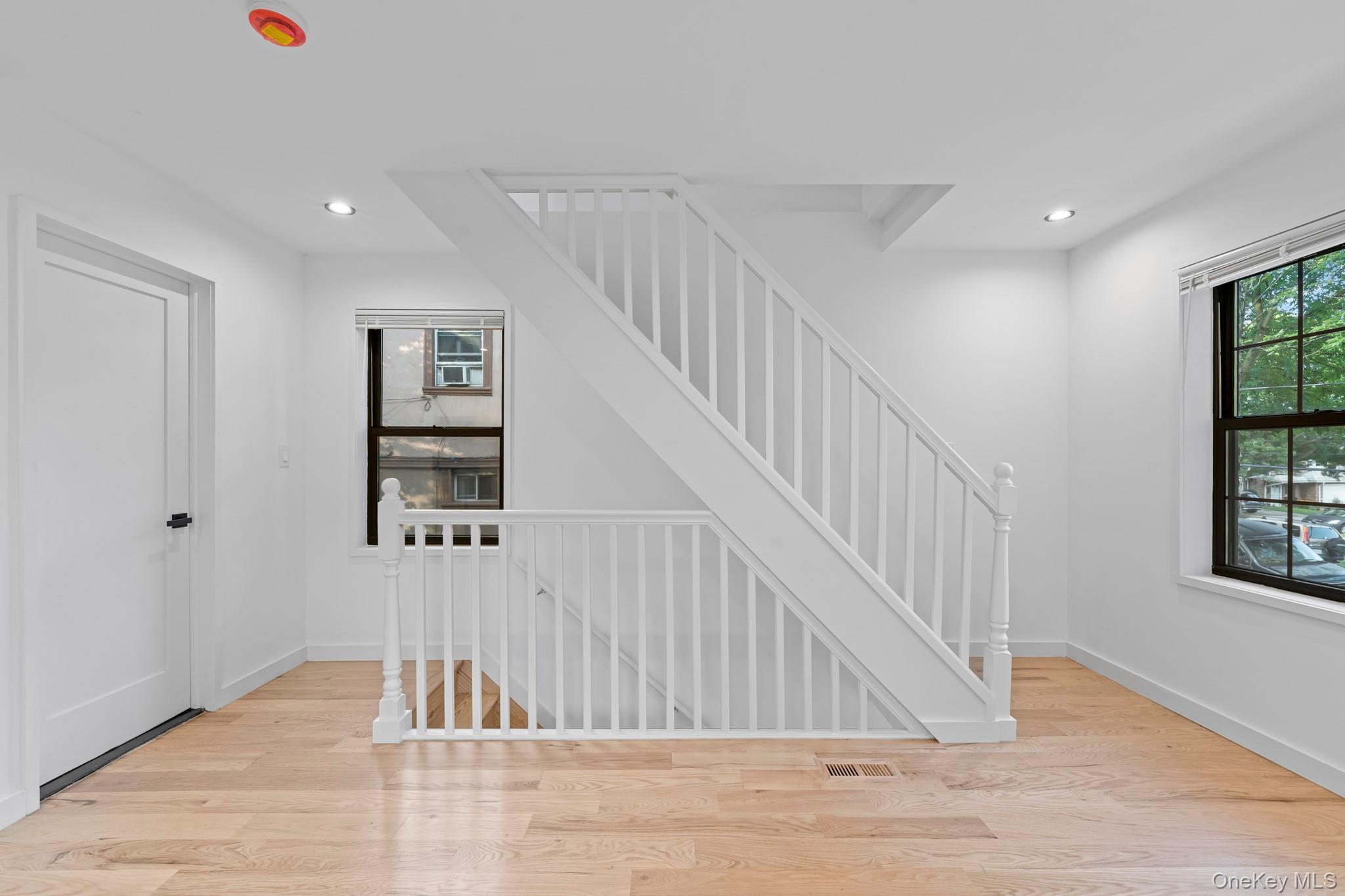 Single Family Spencer Queens, NY 11427, MLS-895561-5