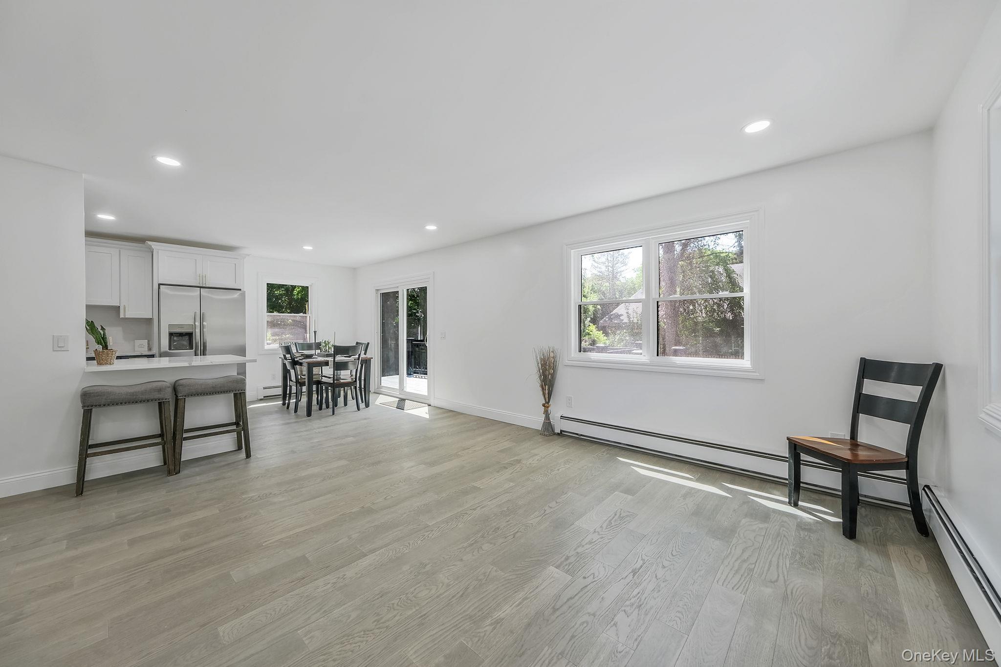 Single Family Columbia Suffolk County, NY 11977, MLS-895568-11