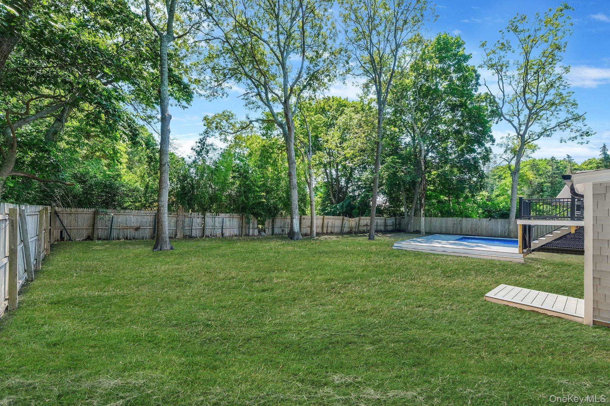 Single Family Columbia Suffolk County, NY 11977, MLS-895568-30