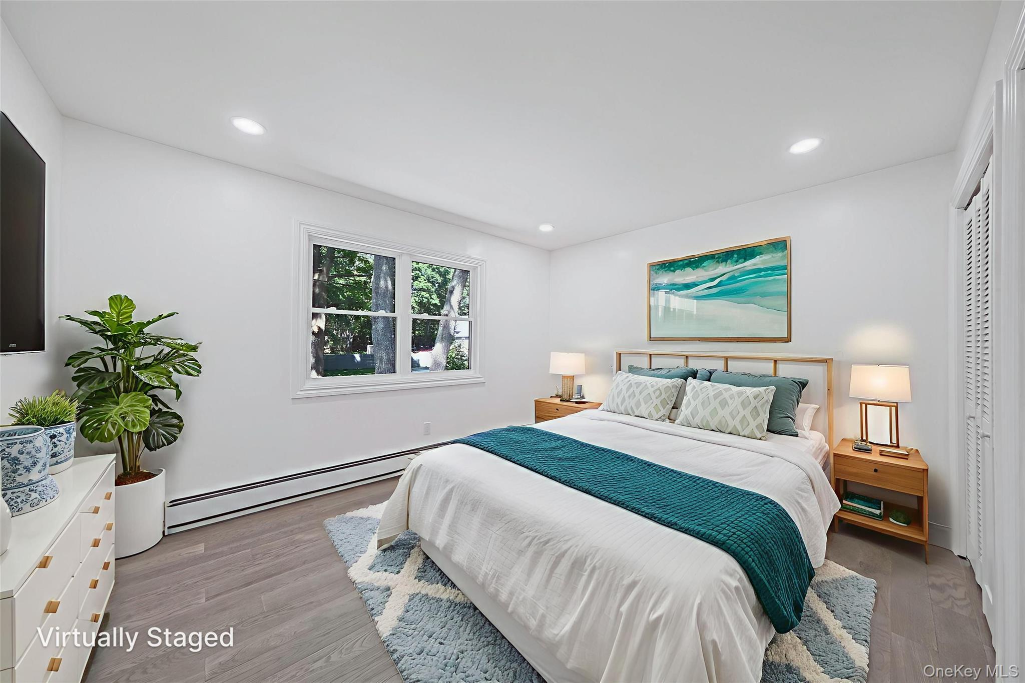 Single Family Columbia Suffolk County, NY 11977, MLS-895568-4