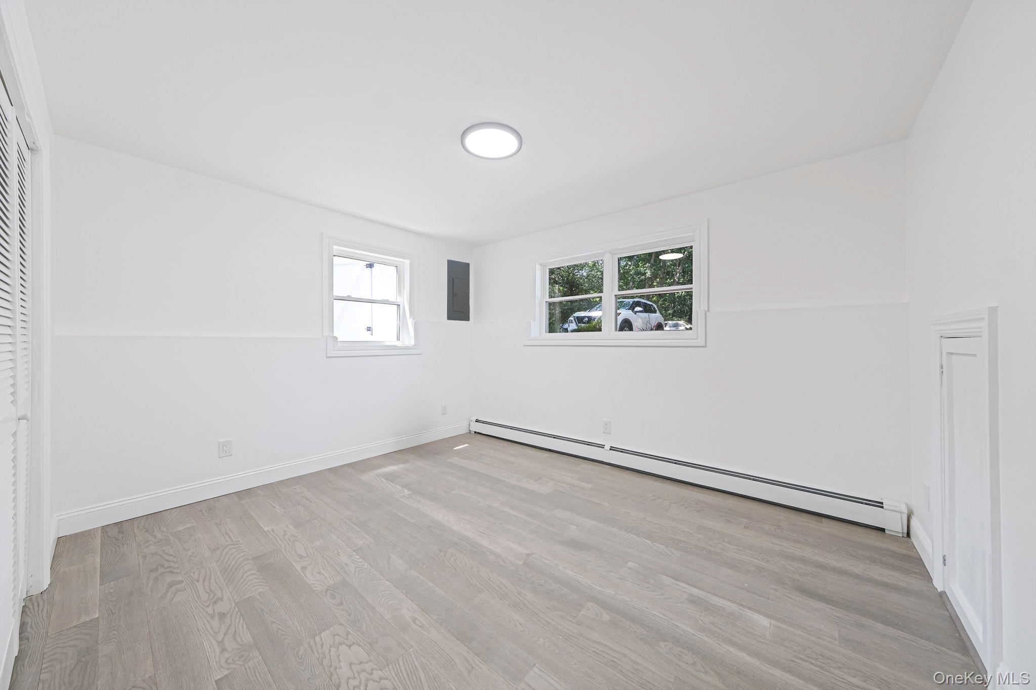 Single Family Columbia Suffolk County, NY 11977, MLS-895568-44