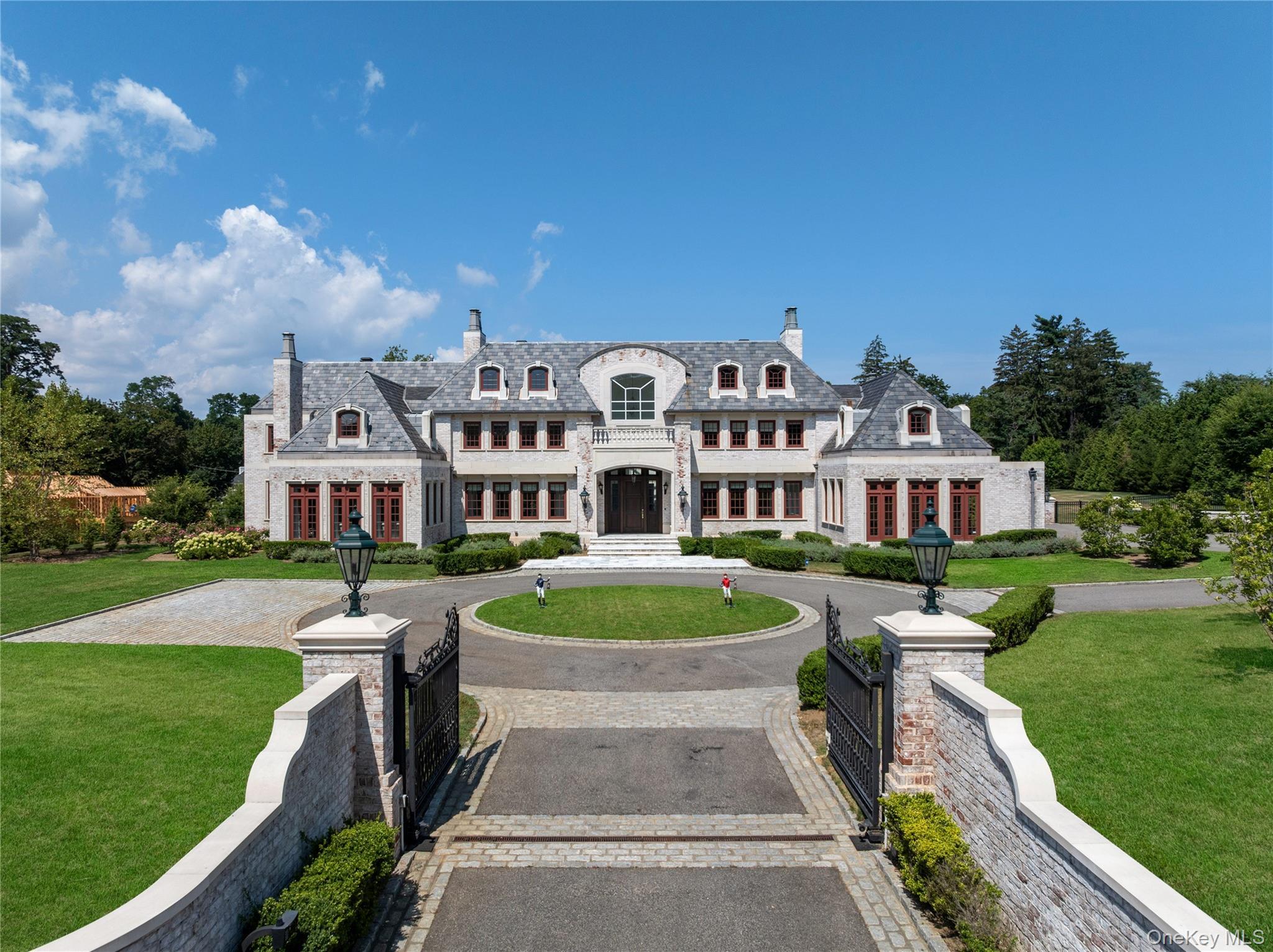 Single Family Hicks Nassau County, NY 11050, MLS-895575-2