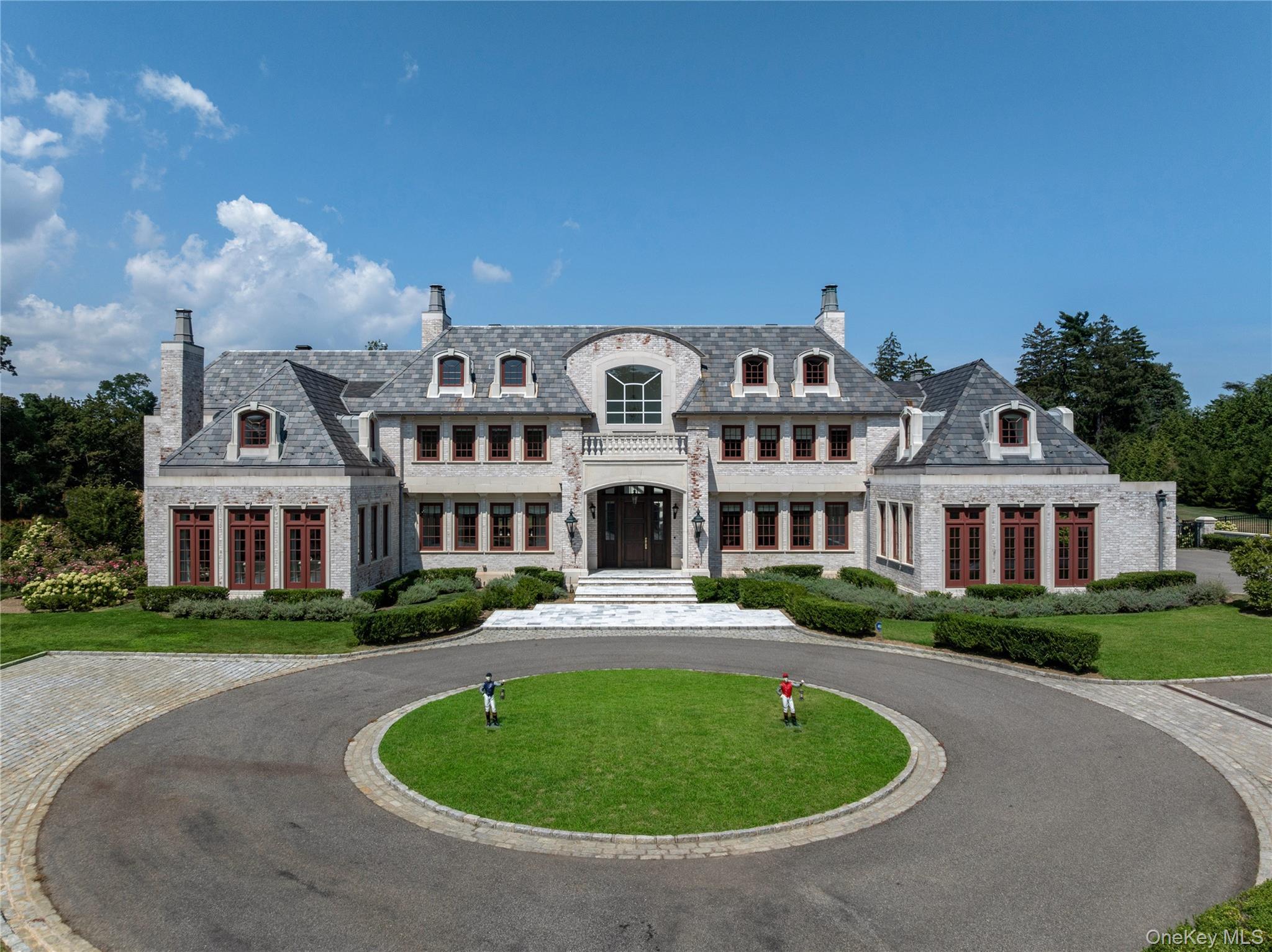 Single Family Hicks Nassau County, NY 11050, MLS-895575-3