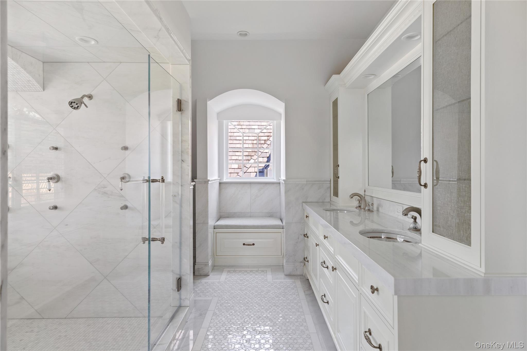 Single Family Hicks Nassau County, NY 11050, MLS-895575-30