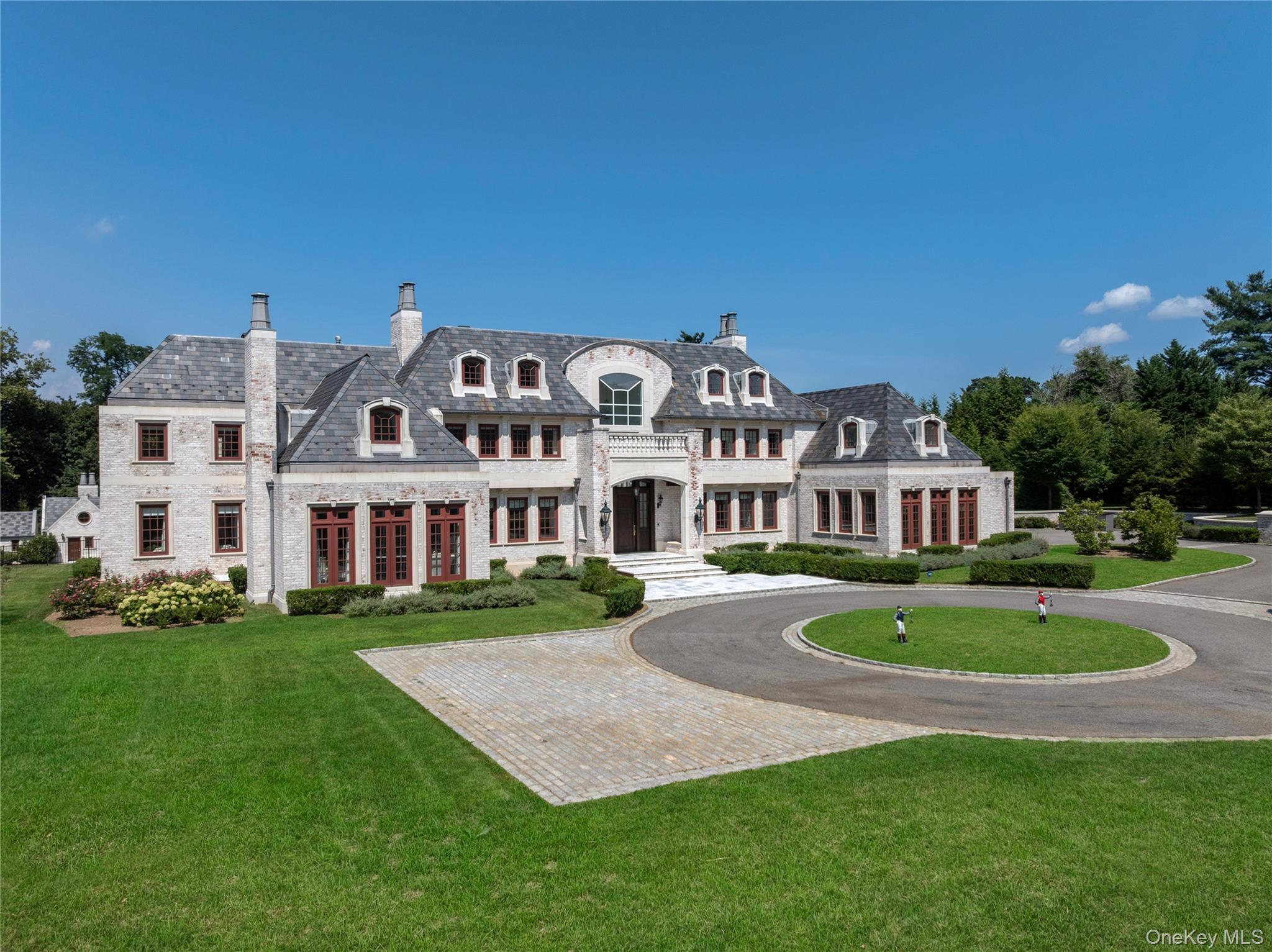 Single Family Hicks Nassau County, NY 11050, MLS-895575-41