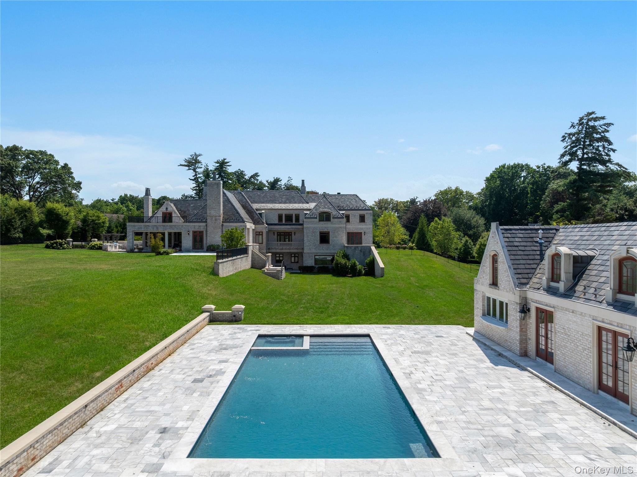 Single Family Hicks Nassau County, NY 11050, MLS-895575-6