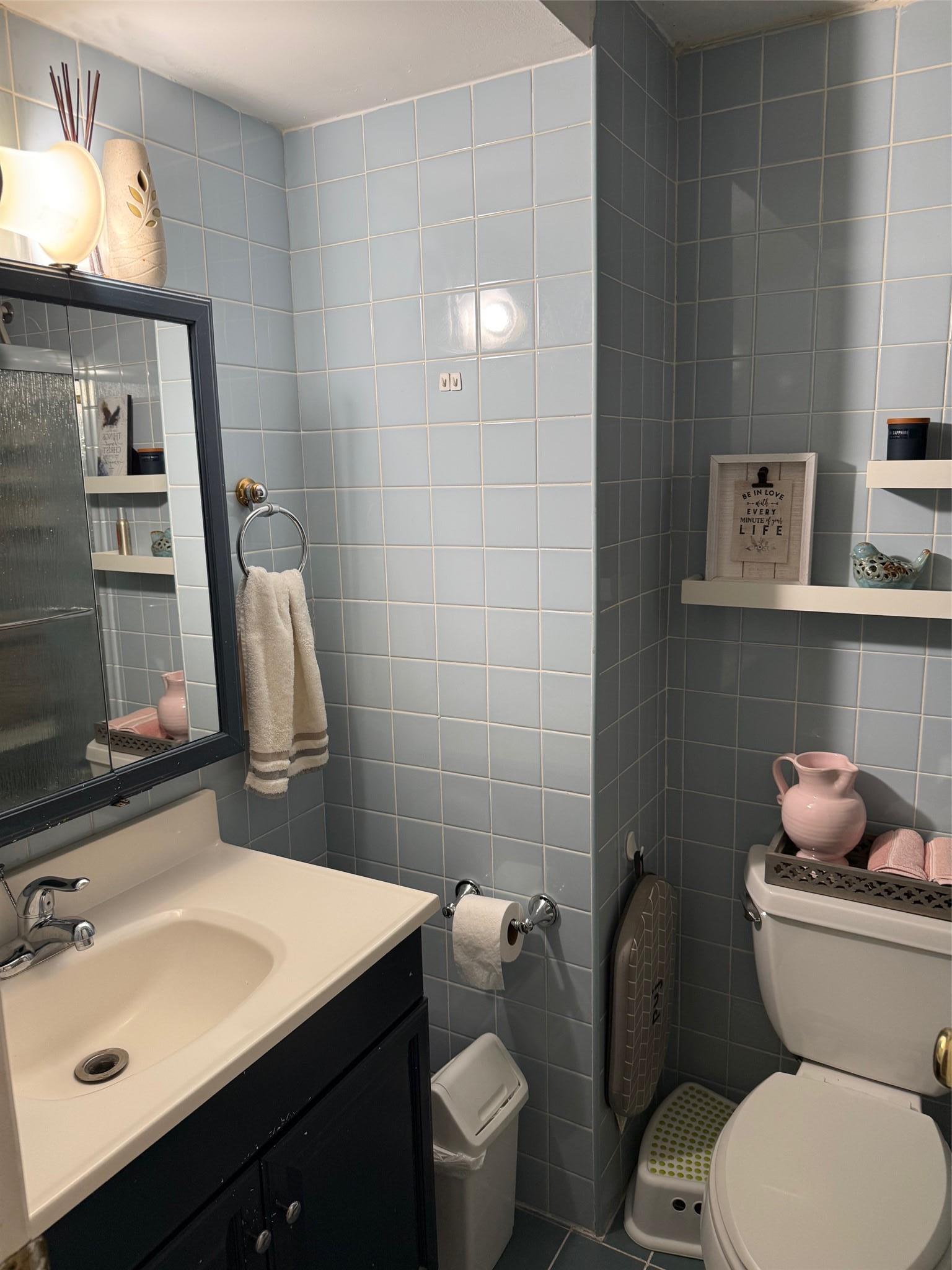 Single Family 6th Queens, NY 11356, MLS-895591-16