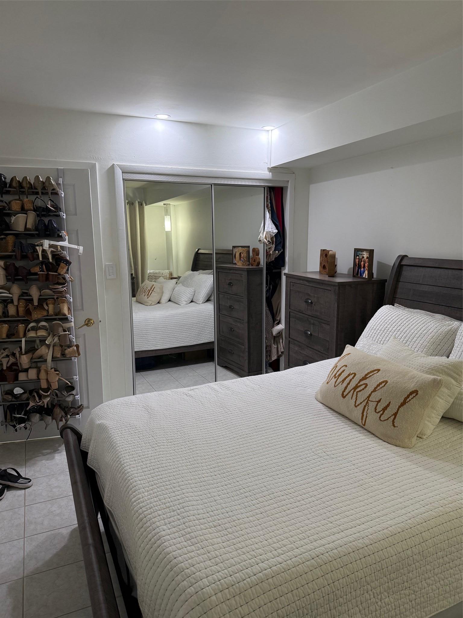 Single Family 6th Queens, NY 11356, MLS-895591-38