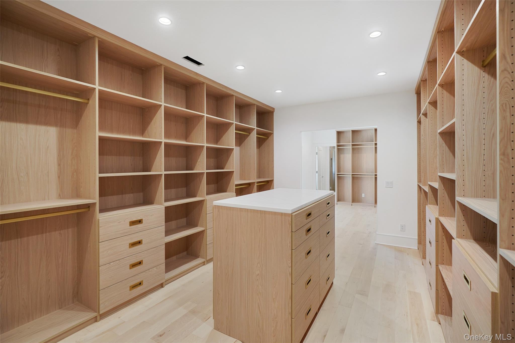 Single Family Ebenezer Westchester County, NY 10576, MLS-895595-20