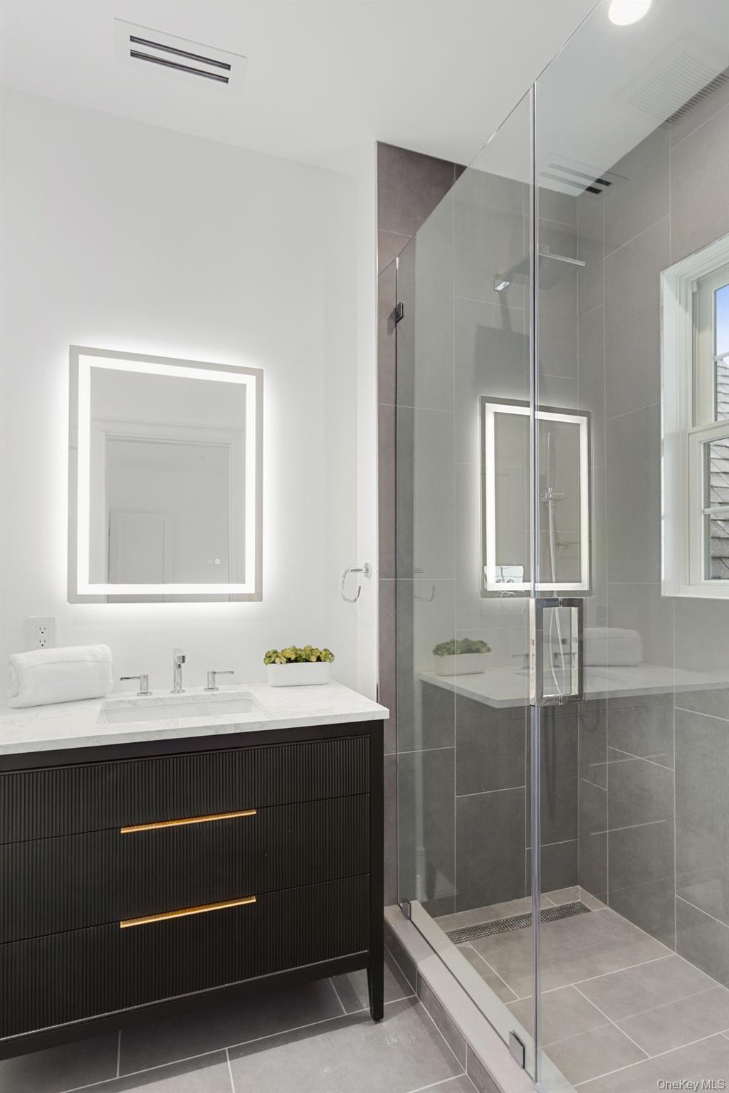 Single Family Ebenezer Westchester County, NY 10576, MLS-895595-23